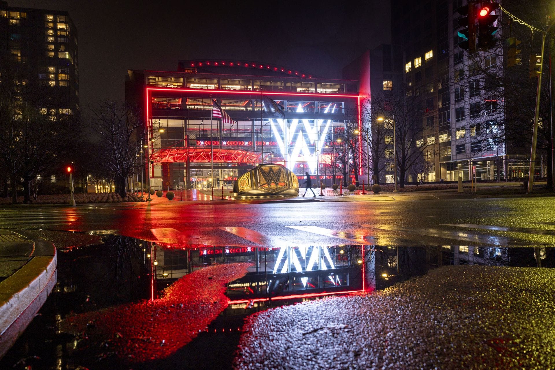 BREAKING: Former WWE Superstar is headed to AEW [REPORTS]