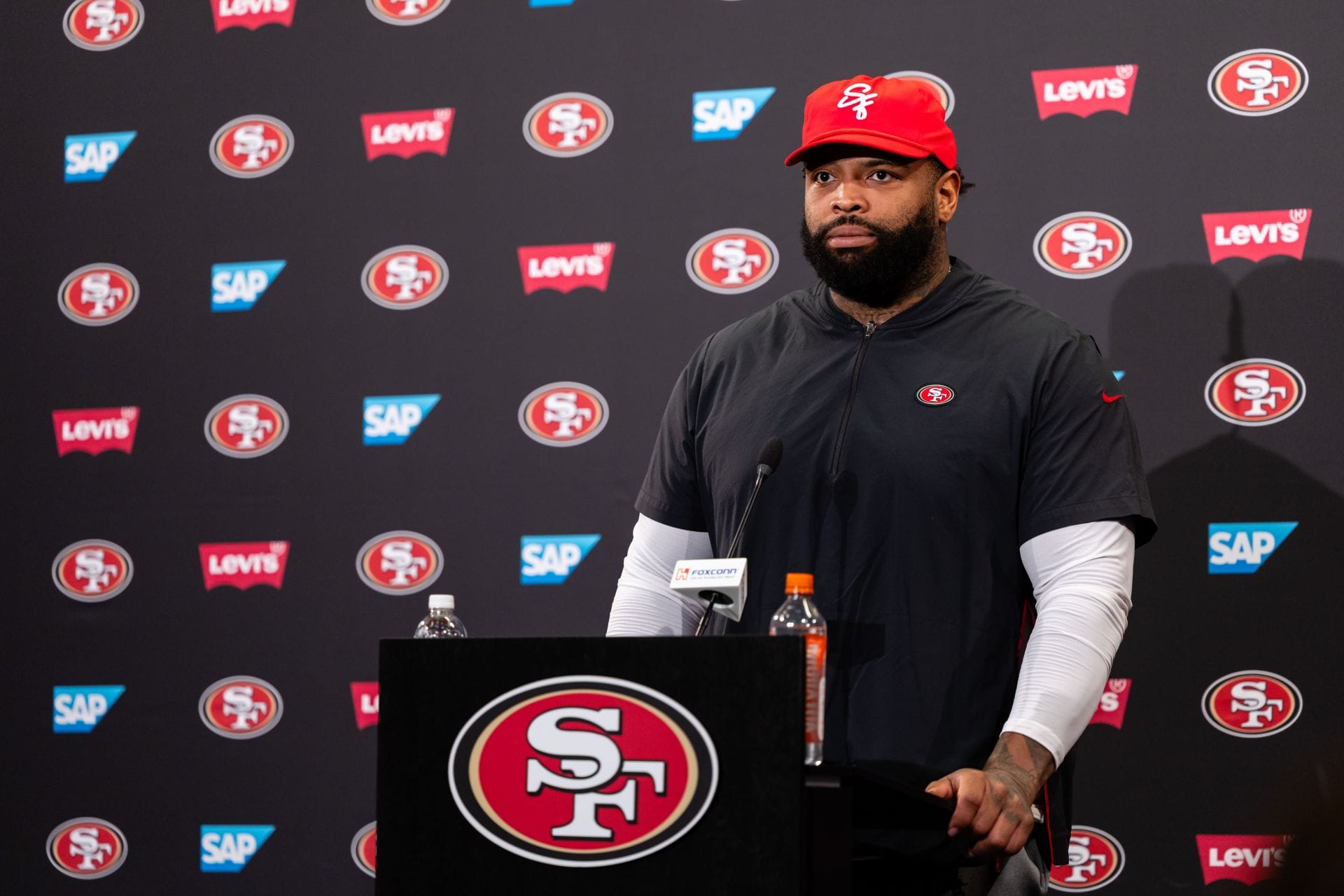 49ers LT Trent Williams sued for $240,000+ over fraud, breach of contract after failing to pay lease for Porsche 911: Report 