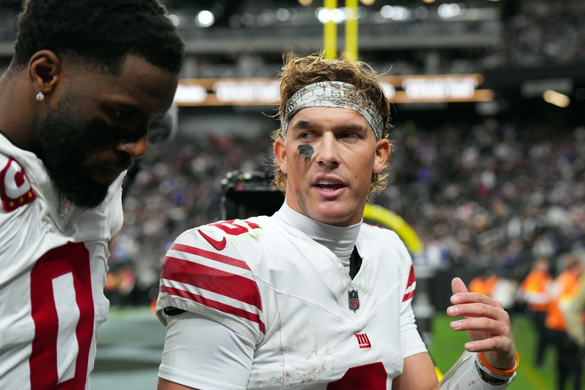 Brian Burns gets candid about Jaxson Dart misdirecting him during Giants training camp
