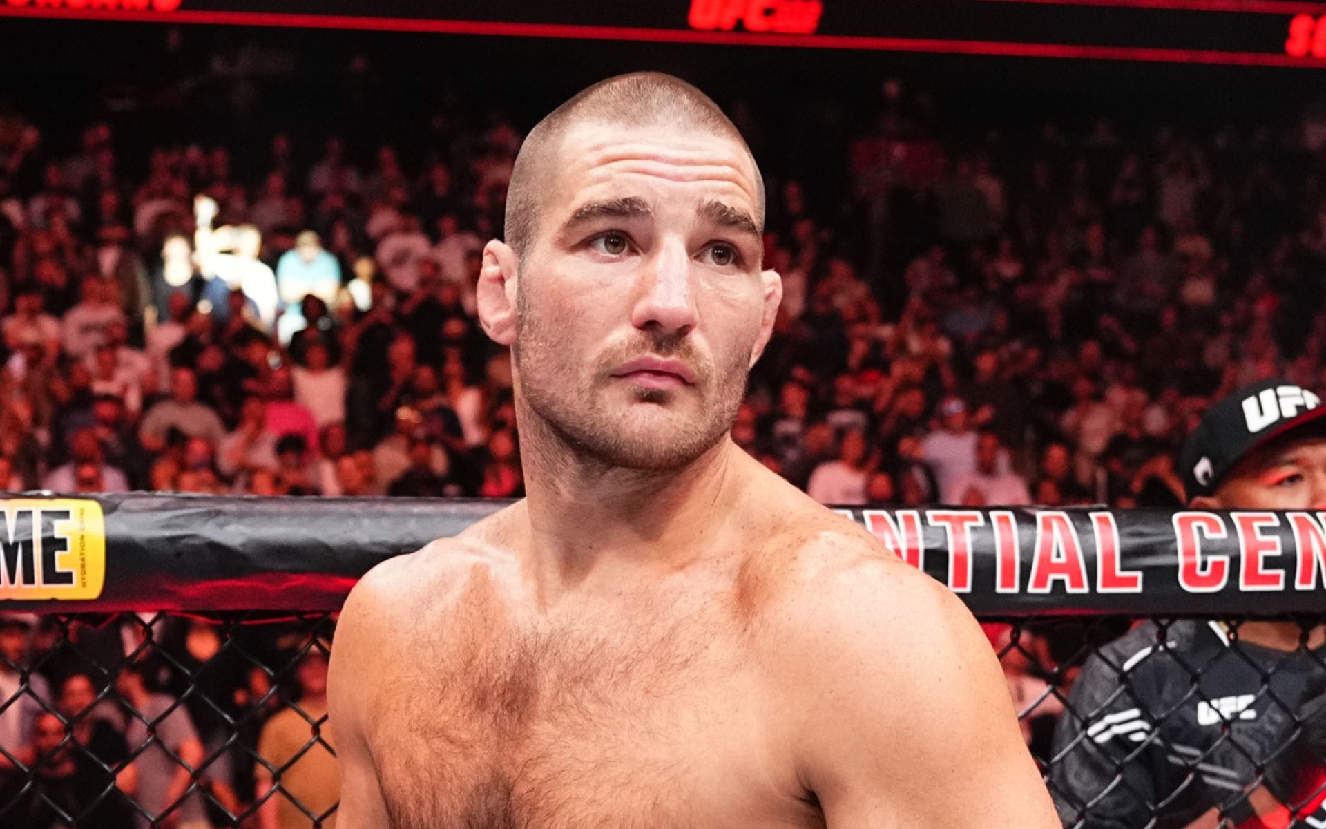 "Weak a** b*tch" - Sean Strickland brutally roasts Tyron Woodley for threatening him over comments on Din Thomas