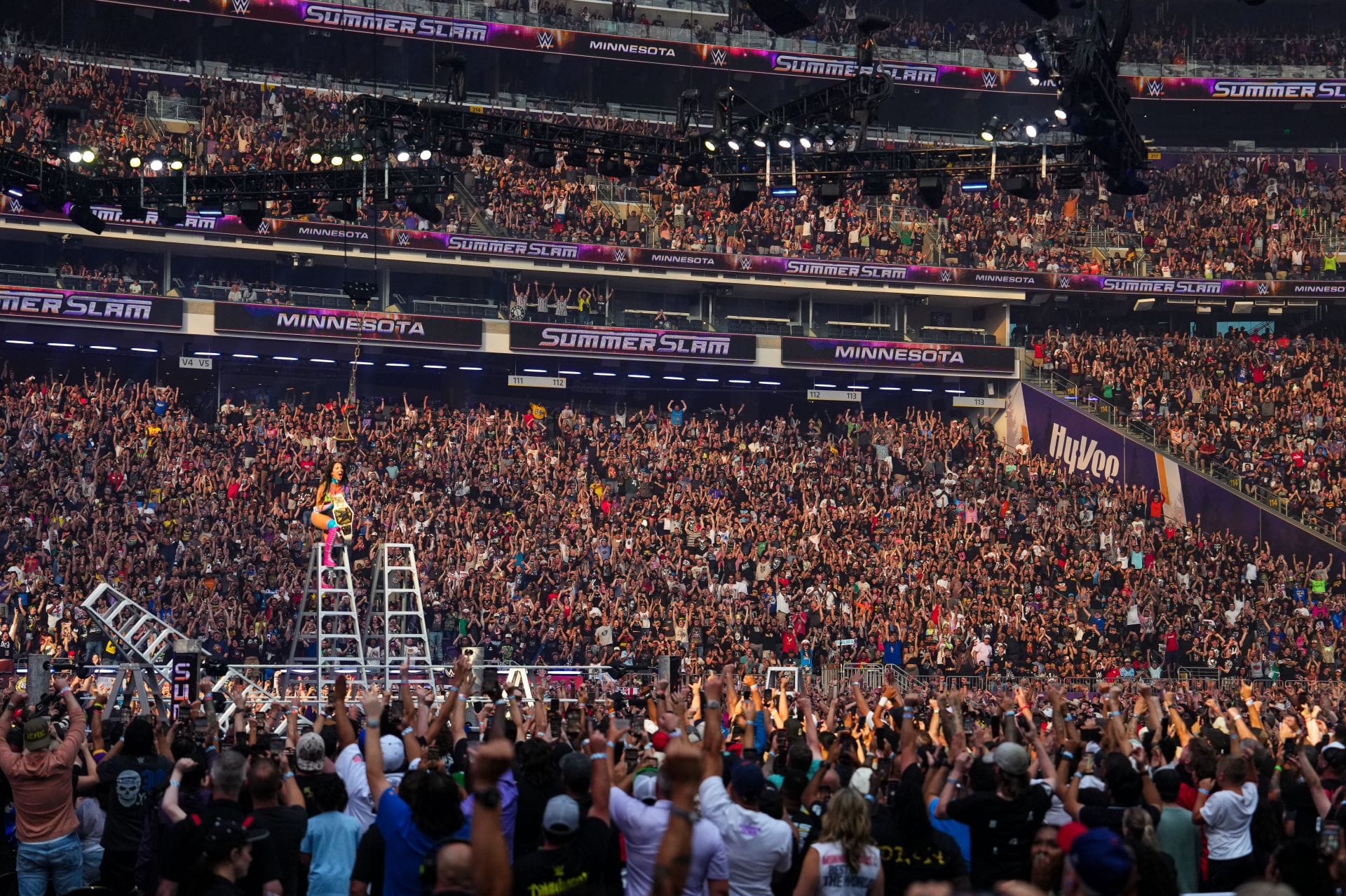 “I’m talking sh*t” - Female WWE star admits to being blacked out during her entrance