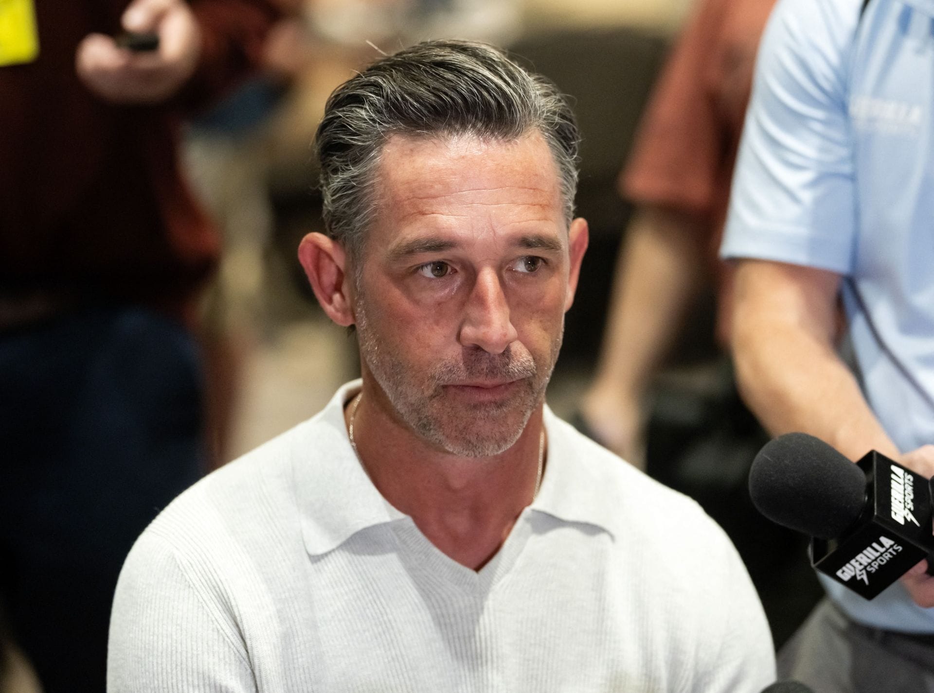 "Take responsibility... Don't blame Tesla": 49ers podcaster Tony Farmer calls out Kyle Shanahan after HC points fingers at autopilot for car crash