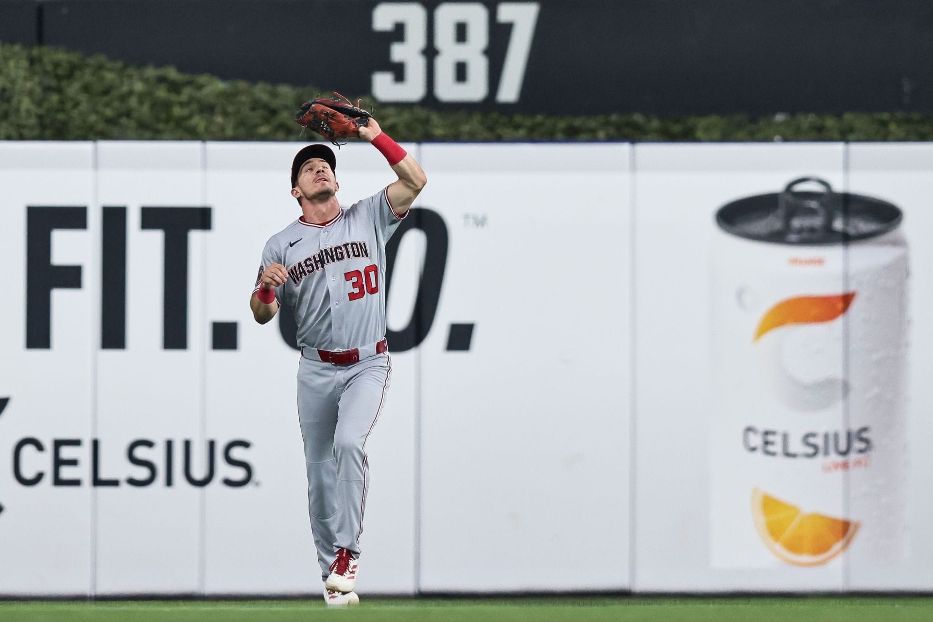 WATCH: Jacob Young robs Heriberto Hernandez with Spider-Man-esque catch in Marlins vs Nationals showdown