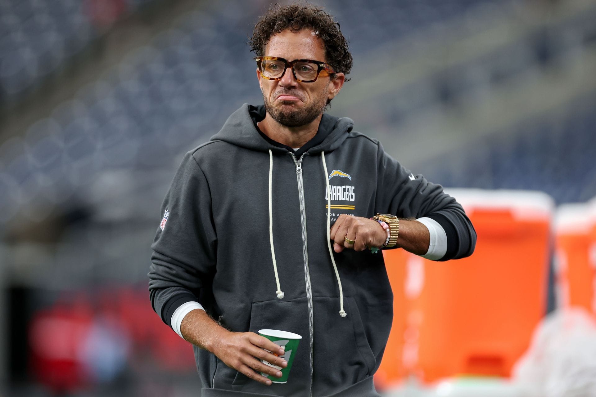 "Justin Herbert turned him depressed," "Such a dork": NFL fans mock "cornball" Mike McDaniel over latest philosophical comment at Chargers PC