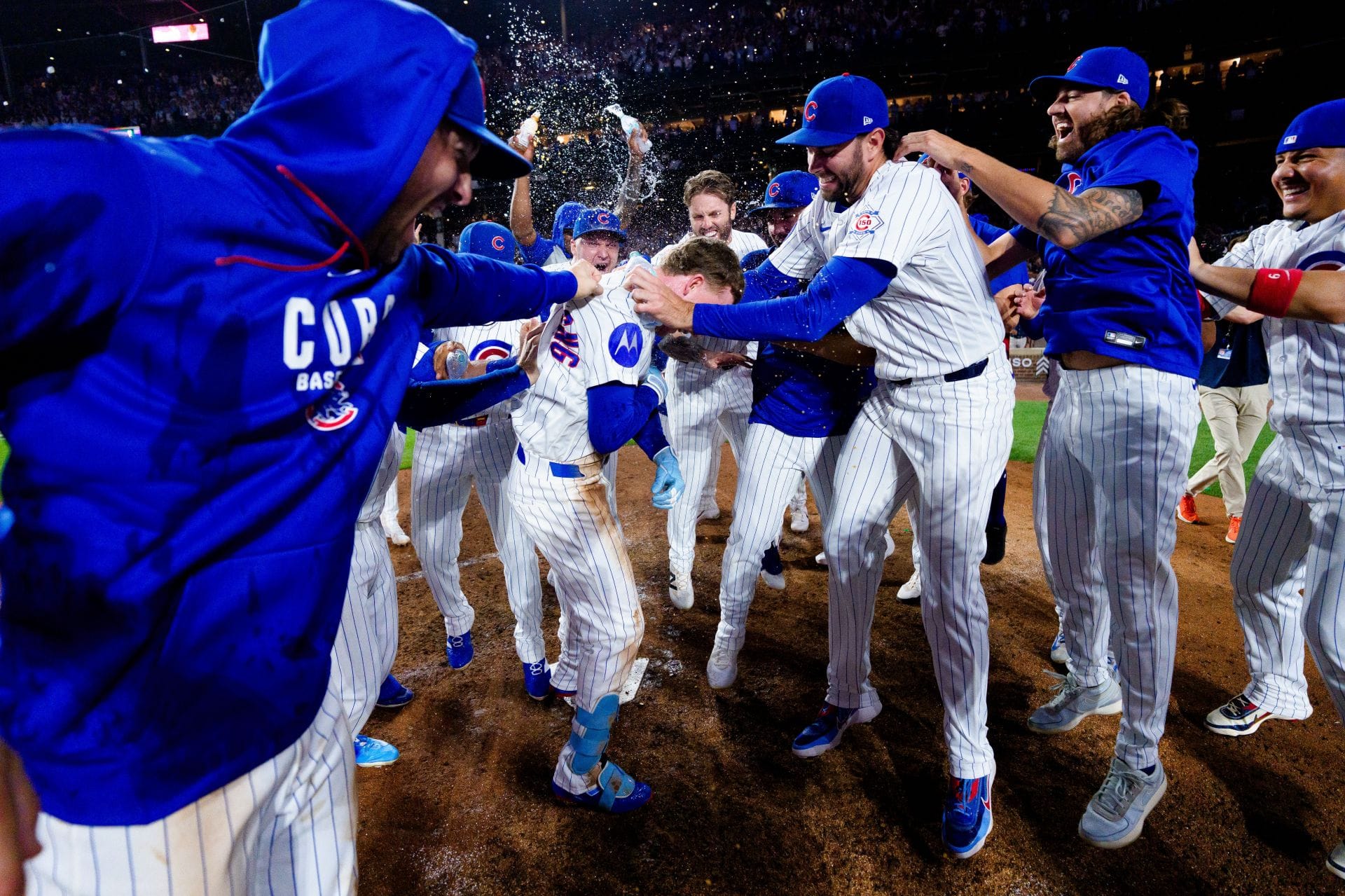 WATCH: Scary melee erupts between Cubs and White Sox fans at Wrigley Field bleachers, law enforcement intervenes