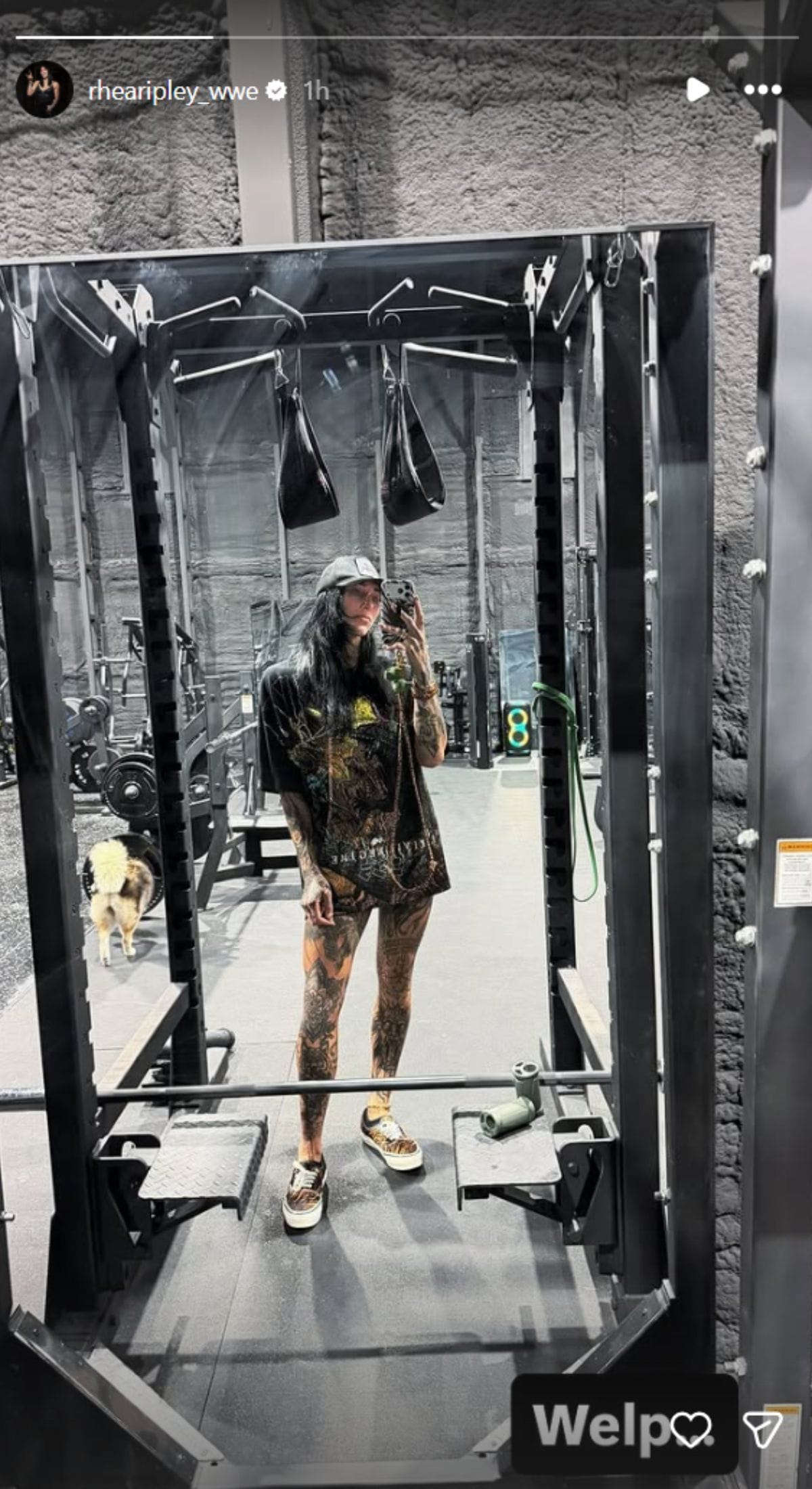Rhea Ripley shares a mirror selfie - Image via Instagram/@rhearipley_wwe