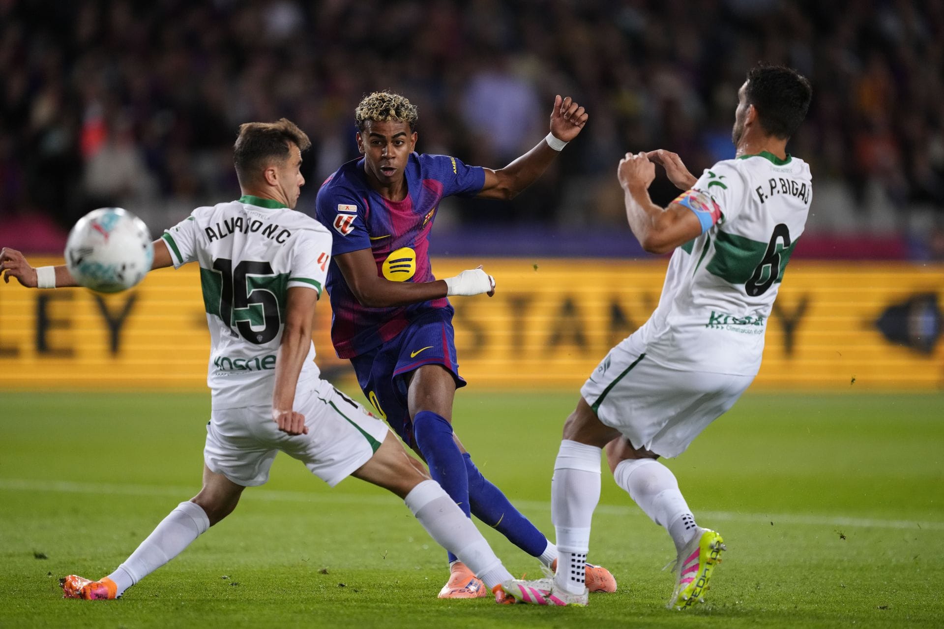 Elche vs Barcelona Prediction and Betting Tips | August 23rd 2026