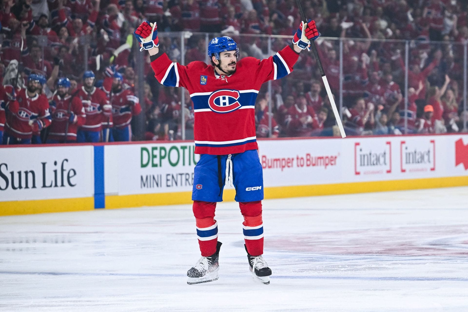 Stu Cowan floats Arber Xhekaj, Zachary Bolduc sign-and-trade deals as Canadiens keep both RFAs unsigned