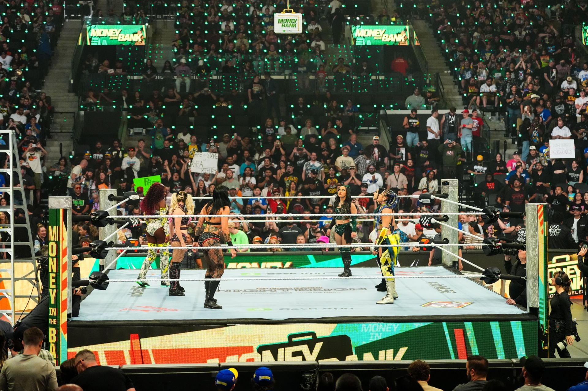 5 WWE SmackDown Superstars Who Should Be in the 2026 Women’s Money in the Bank Ladder Match