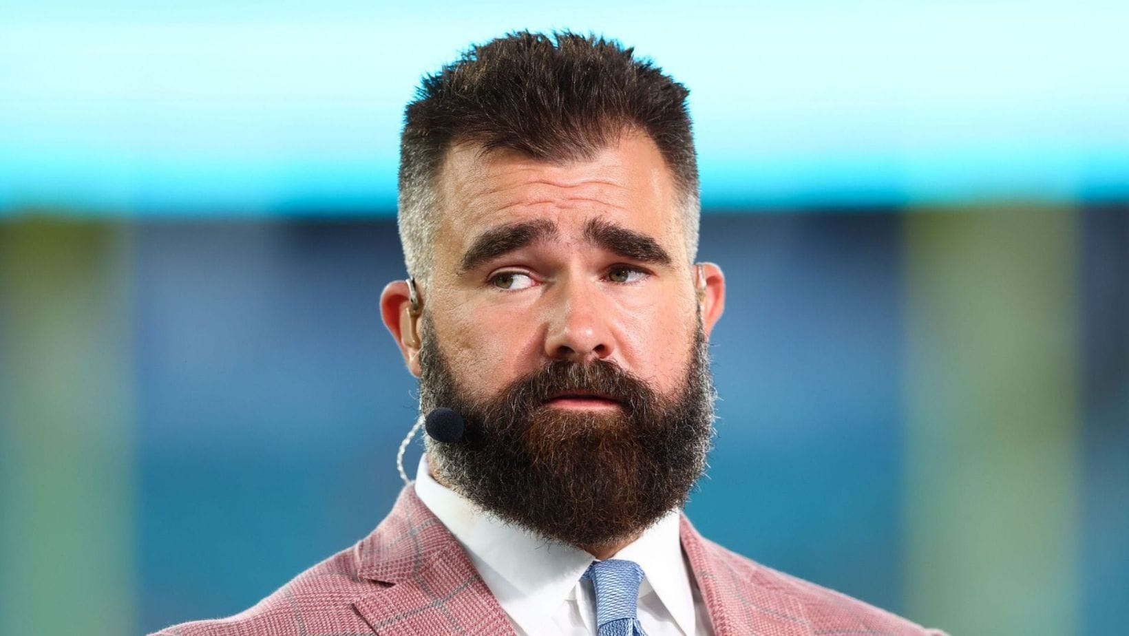 "You're not doing much, Jake": Jason Kelce rips into New Heights social media director for taking long paternity leave