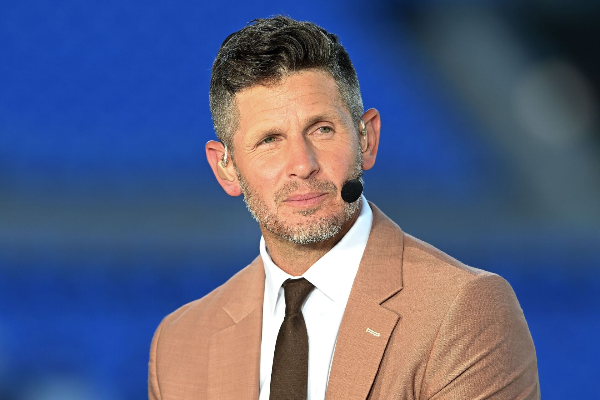 Dan Orlovsky puts his hair on the line in wild Cowboys bet with Stephen A. Smith, Michael Irvin: “You shave my head if they make NFC title game”