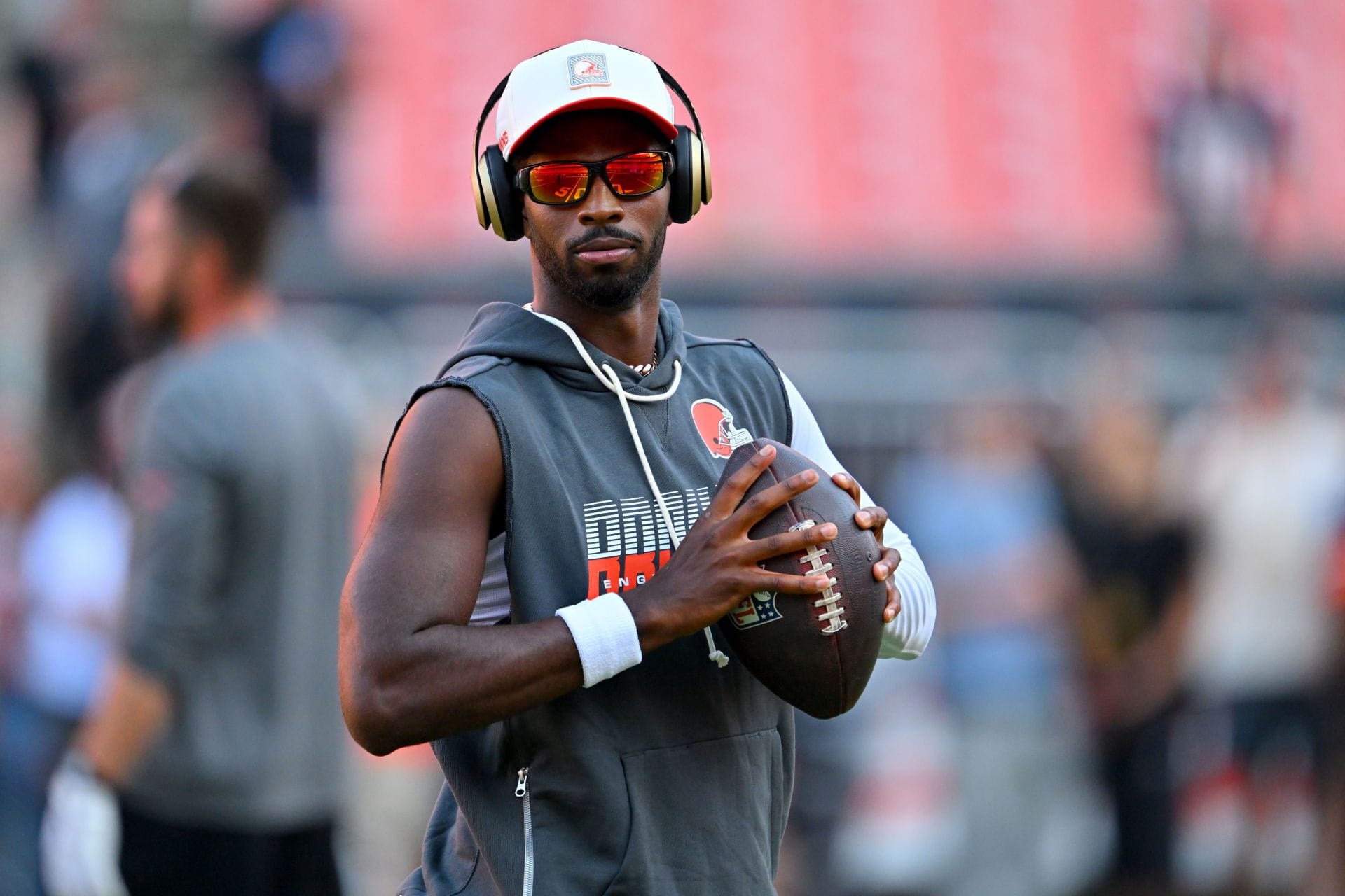 "Cut Shedeur Sanders & sign him immediately": Coach Jason Brown urges Browns to make a move for QB from $6,250,000,000 team