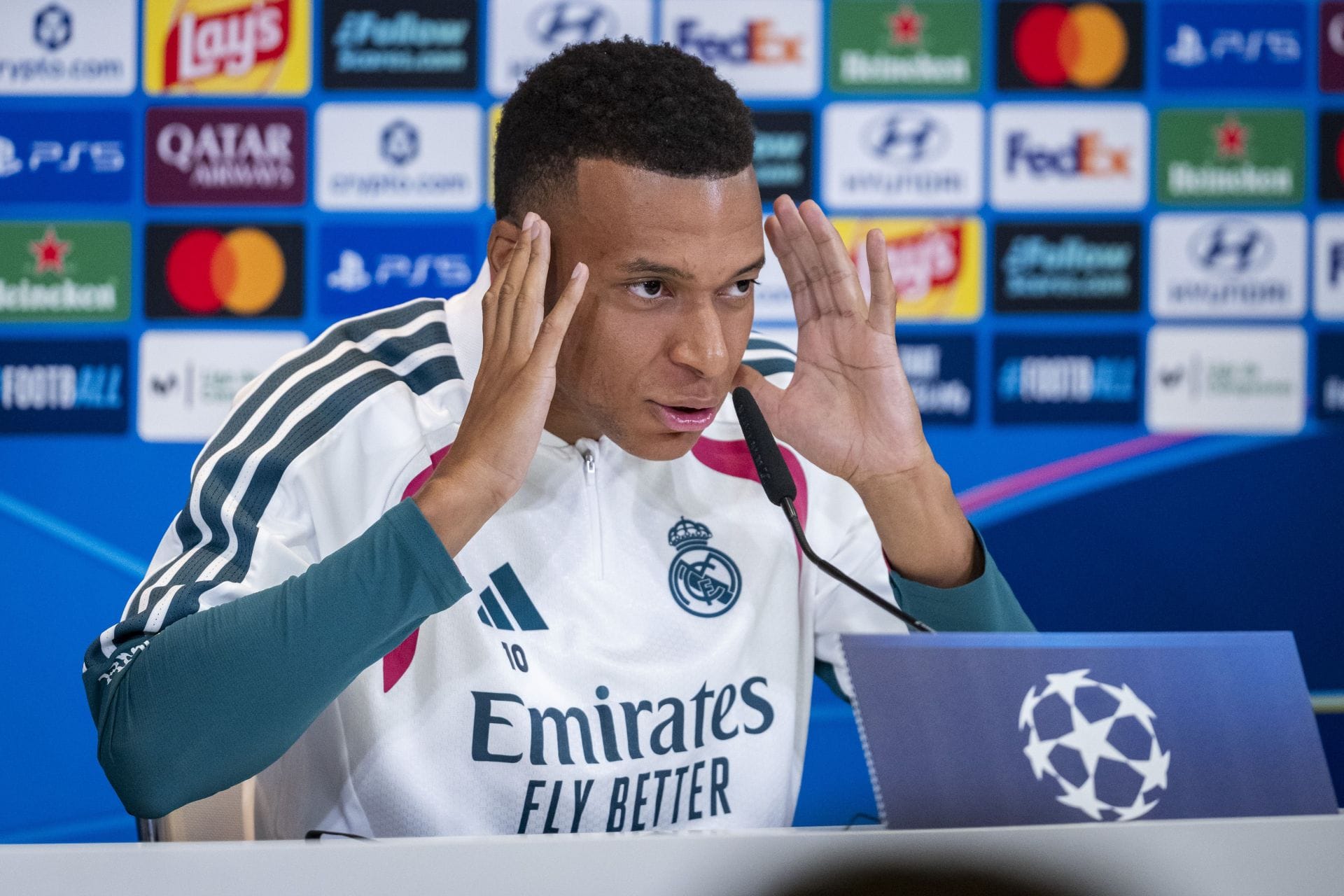 “No one thinks you were the best player in the world last season” - Ex-PSG star slams Kylian Mbappe over Ballon d'Or statement