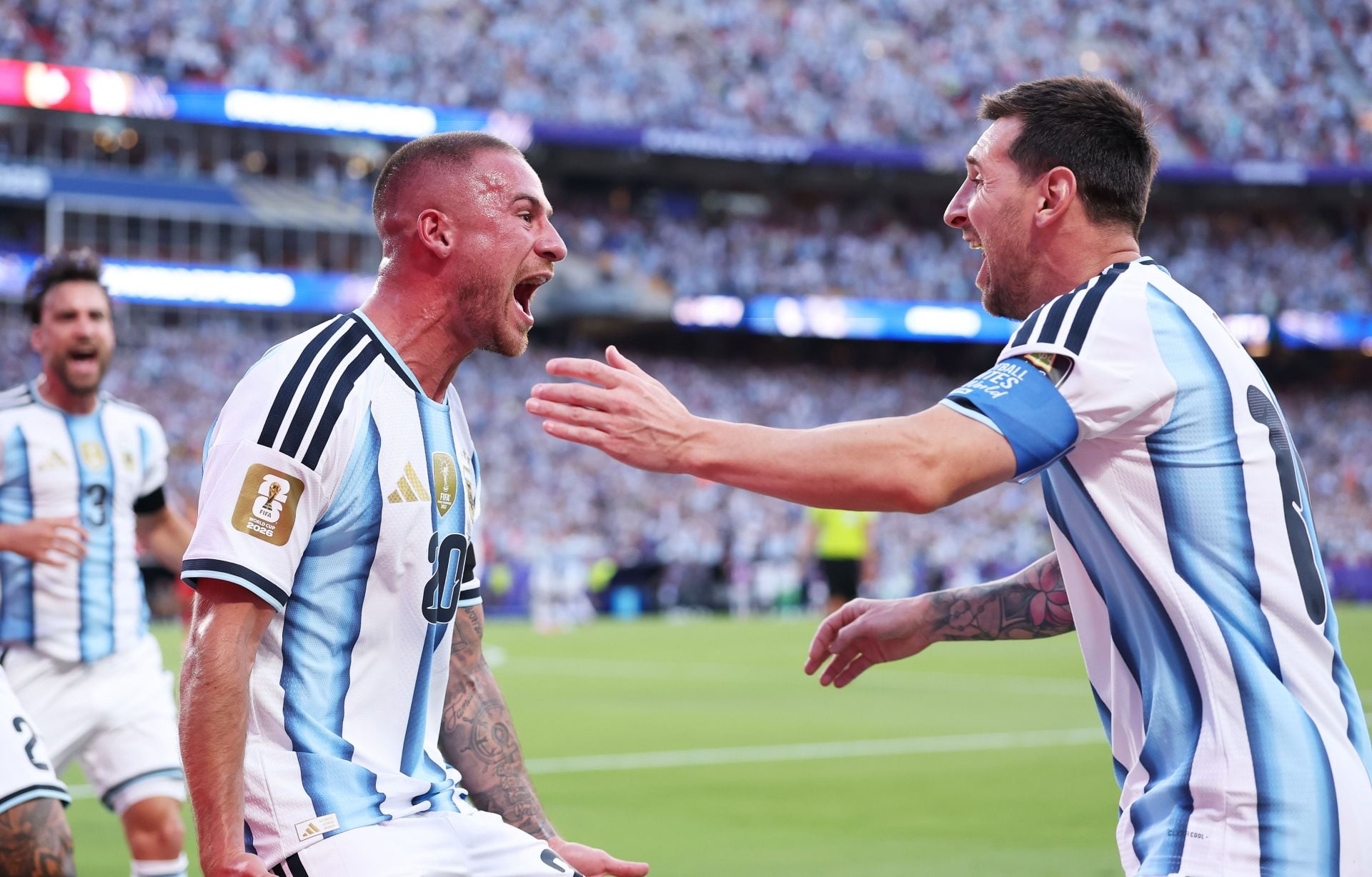 Argentina star Alexis Mac Allister's father makes unique suggestion when asked who should inherit Lionel Messi's No. 10 jersey in NT