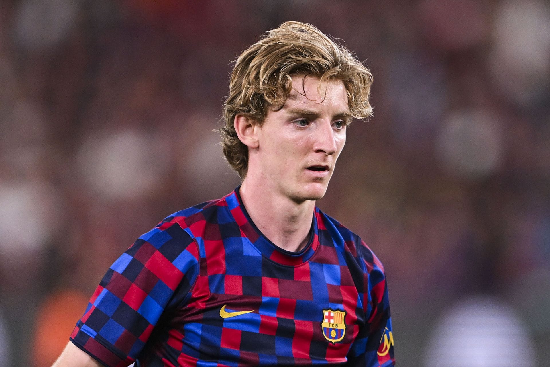 "In England, sometimes intensity can cover up mistakes" - Anthony Gordon explains why La Liga is on 'different level' after Barcelona move 