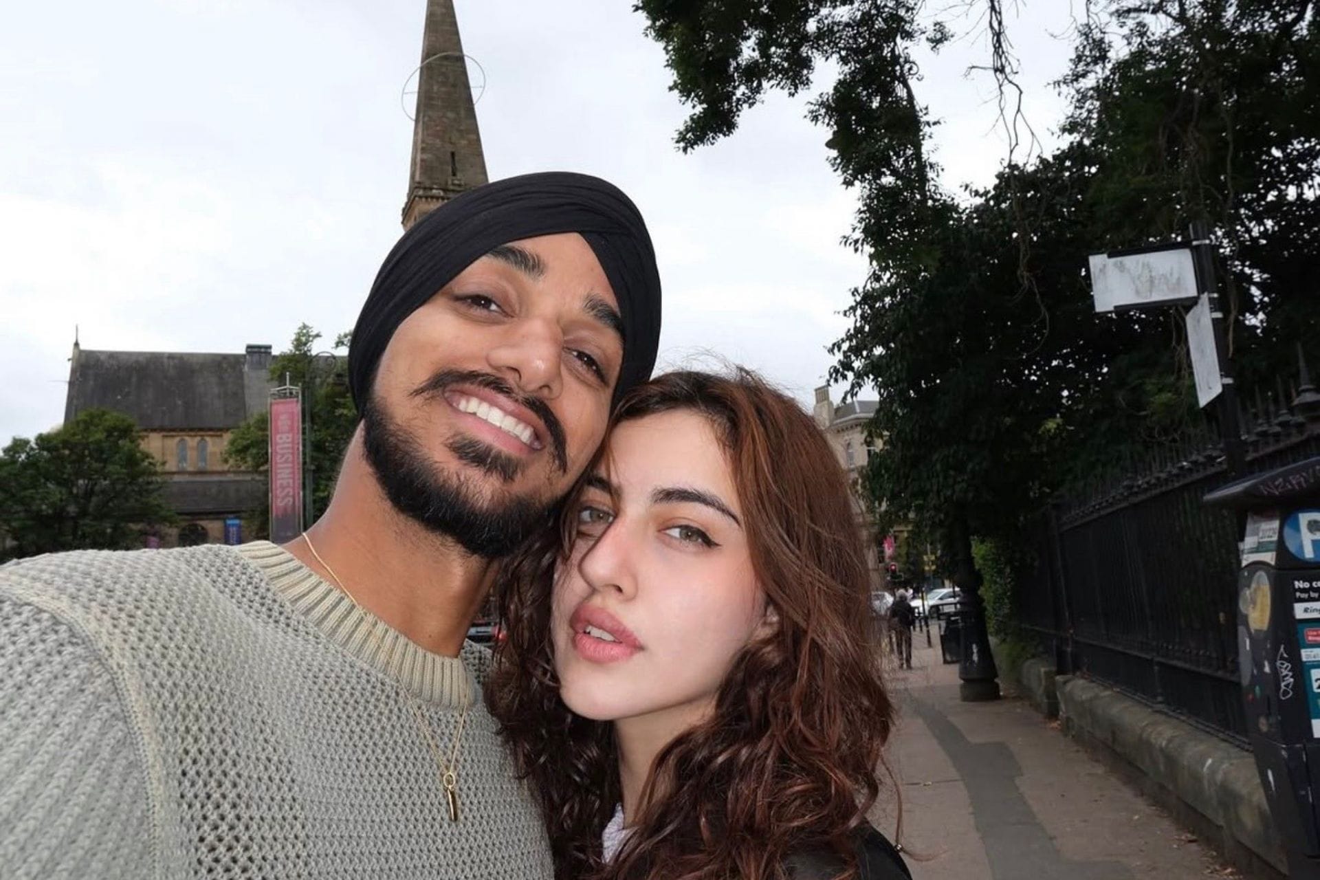 Arshdeep Singh welcomes girlfriend Samreen Kaur at airport with flowers amid Sher-E-Punjab T20 League 2026 [Watch]