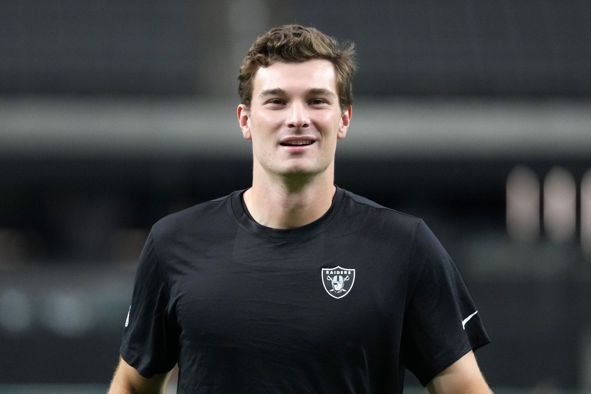 WATCH: Fernando Mendoza takes first team reps with Raiders as Kirk Cousins misses practice ahead of Week 1
