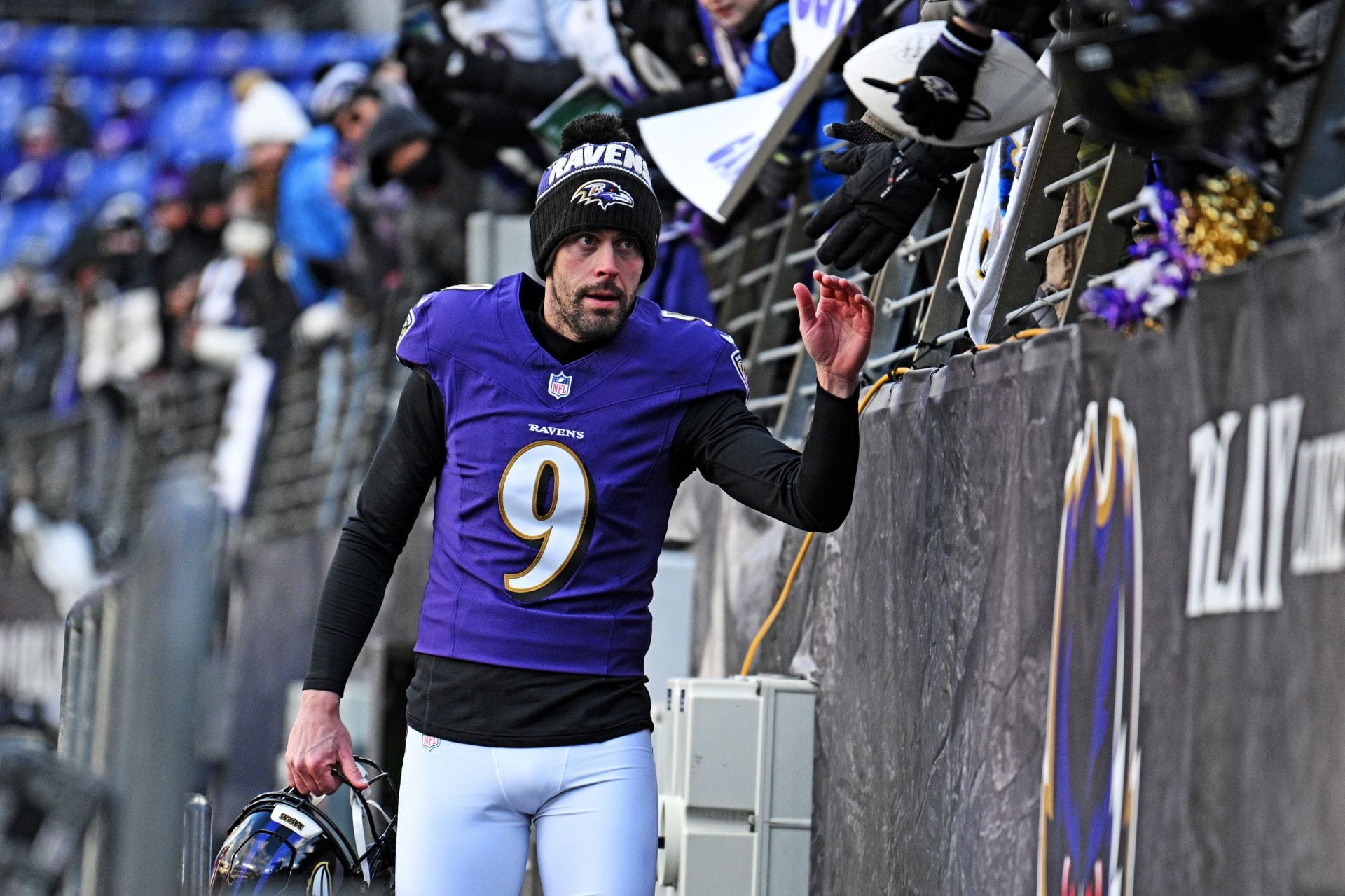 "The bar is so low for the NFL when it comes to character": Fans outraged as Justin Tucker works out with Jets ahead of Week 1