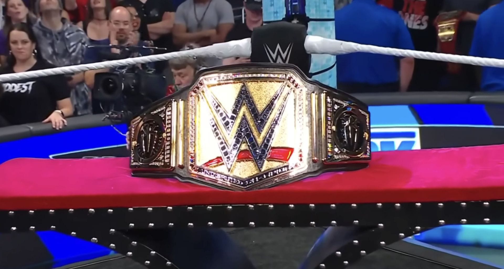 BREAKING: 4-time WWE Champion Officially Announces Retirement