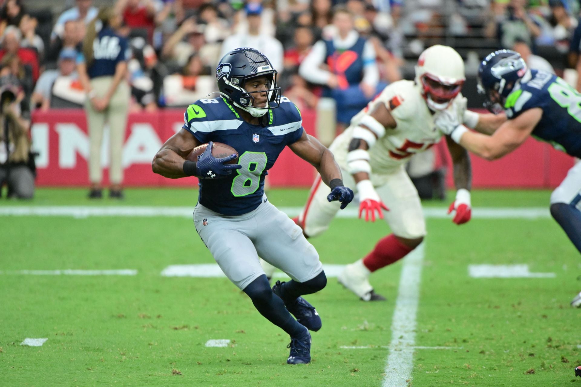 Jadarian Price injury update: Seahawks get encouraging news on RB’s shoulder after injury in Cardinals game