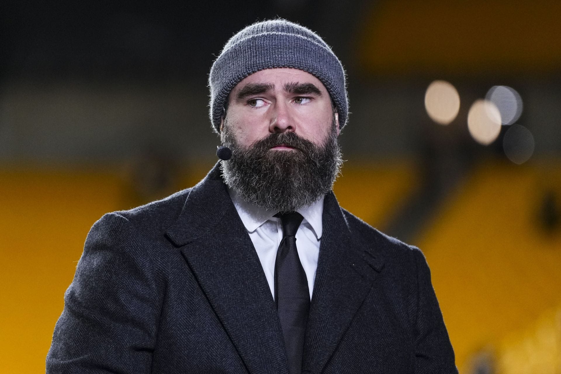 "It feels like Cincinnati wants some money": Jason Kelce takes hilarious jab at Bearcats amid Hall of Fame induction