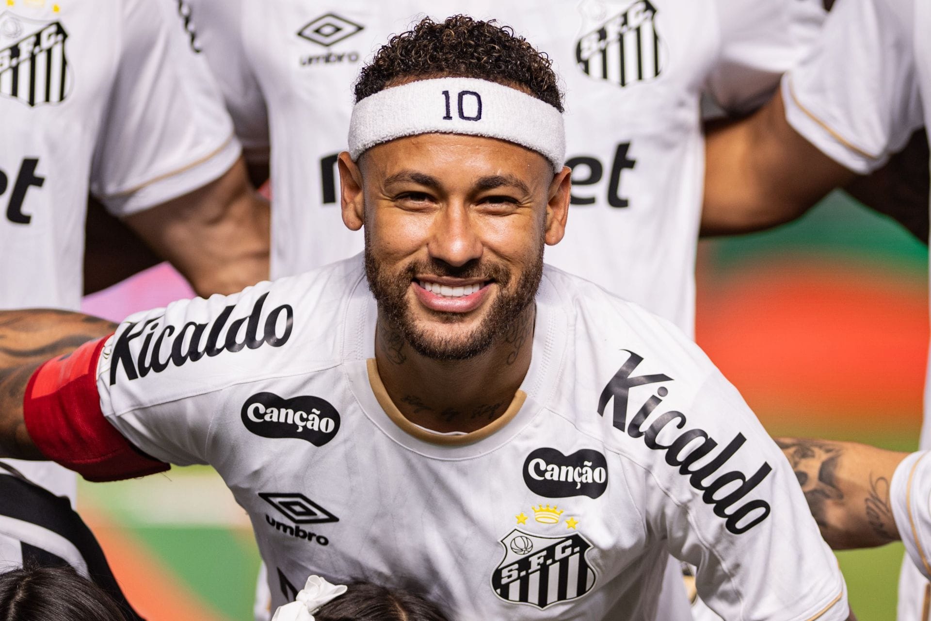 "Even with my knee exploded, I'm still better than your whole team" - Neymar mocks rival fan with savage claim in viral video