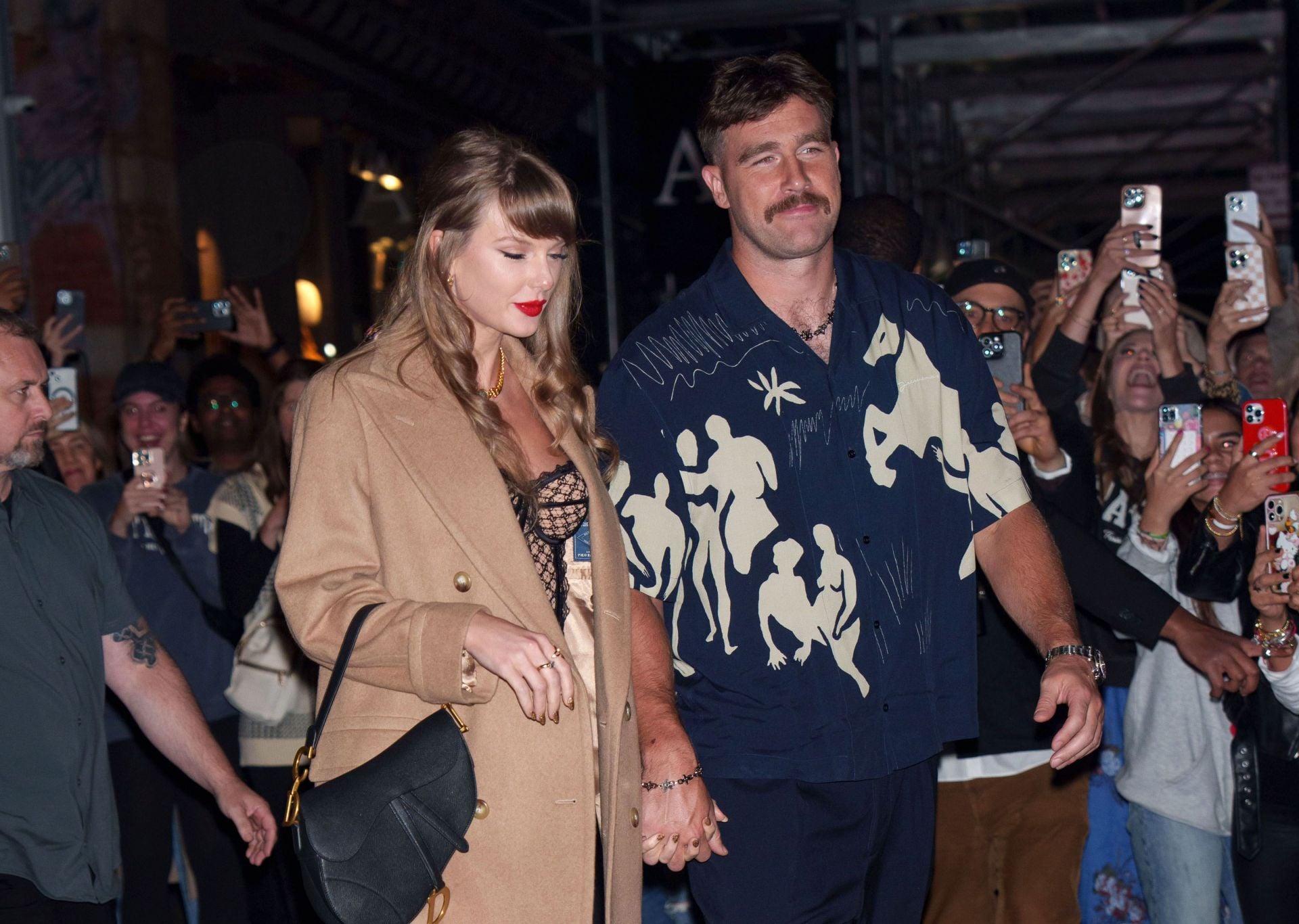 "She deserves better than 1587 Prime. Do better Travis Kelce": NFL fans react to Taylor Swift dining at "mid steakhouse" for Patrick Mahomes' birthday