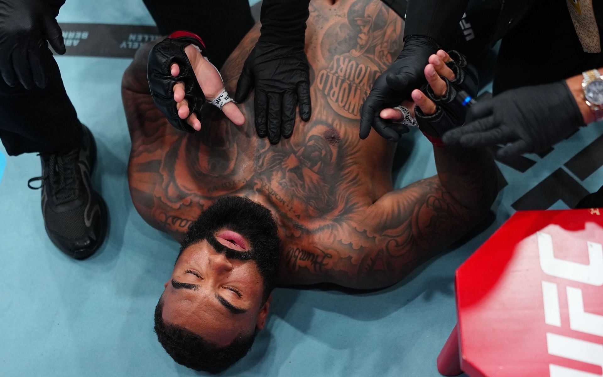 “Should be fined” - Fans slam Gable Steveson for leaving octagon before official result after 12-second KO loss to Sean Sharaf