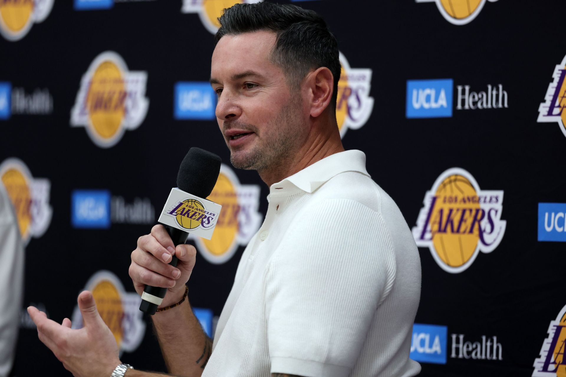 "Other two spots will not be two white guys" - JJ Redick Hilariously Teases Major Hint About Lakers' Starting Five