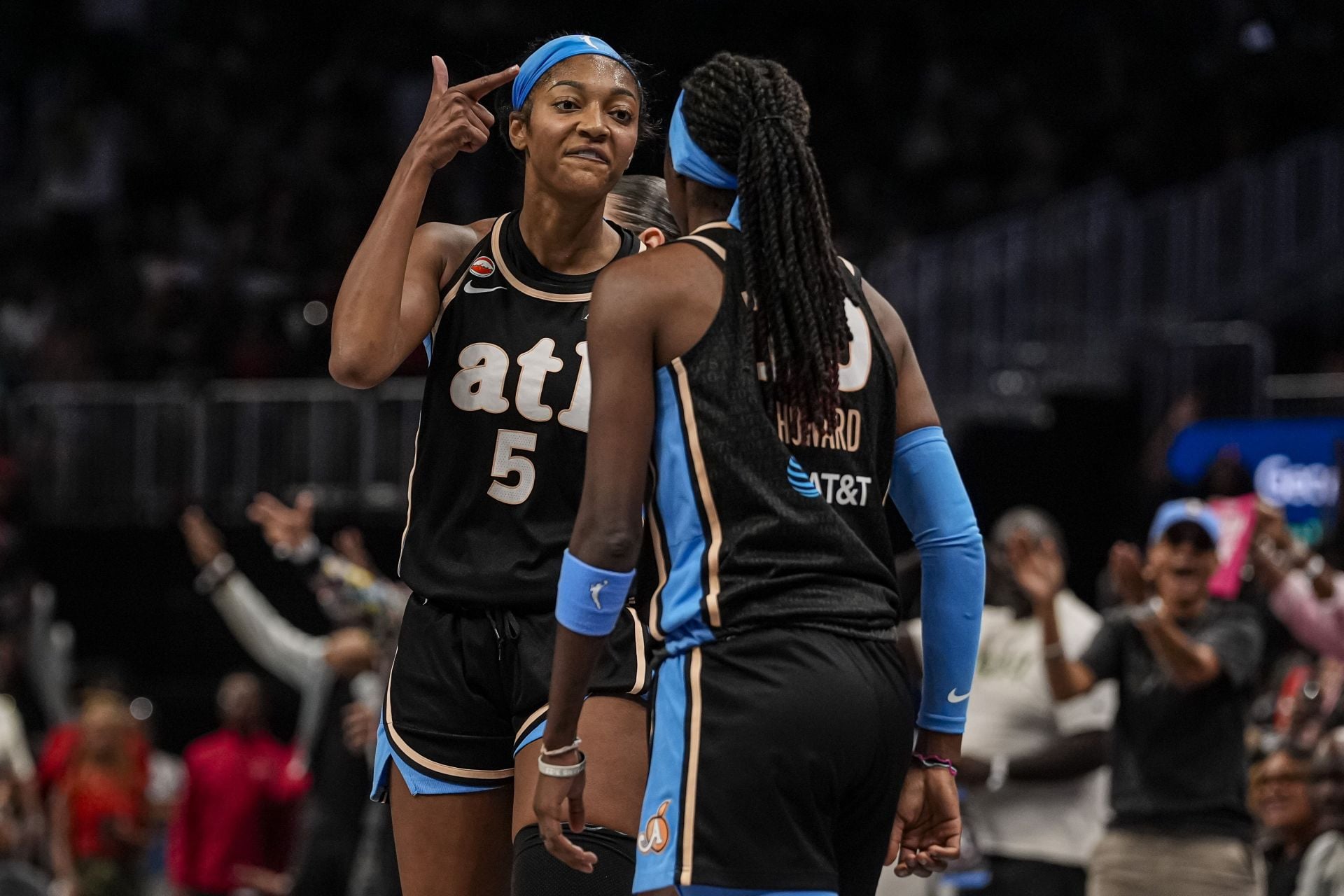 "499 missed layups", "Hall of Fame get her spot ready!!" - WNBA Fans Divided Over Angel Reese Recording 500 Rebounds In Single Season