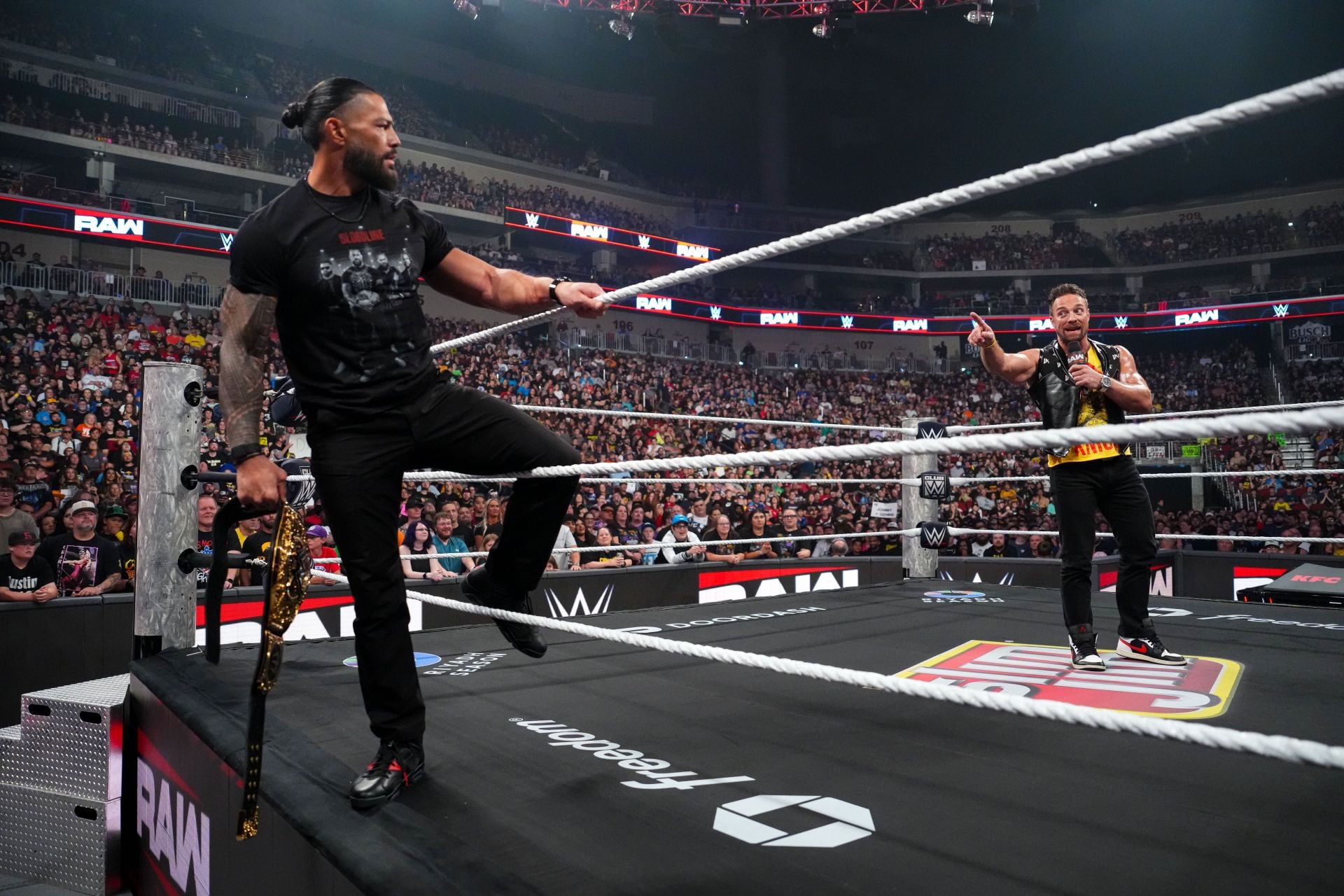 "I don’t think there’s any room for the jokes" - LA Knight's Promo Against Roman Reigns On WWE RAW Lacked Confidence; Says Wrestling Veteran