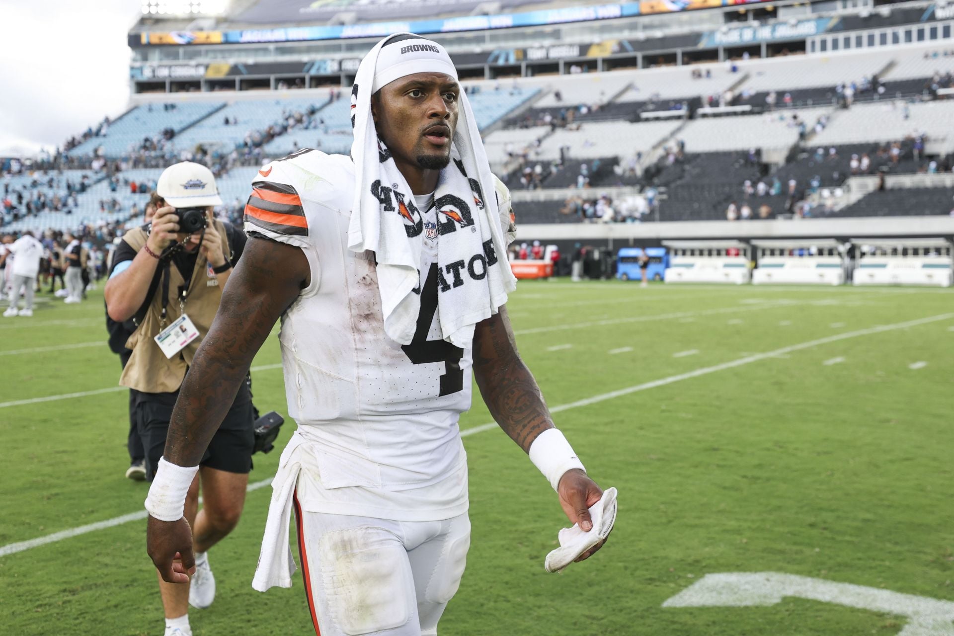 "They going 0-17," "What a scam": NFL fans brutally mock Browns over $50,000 blowout promotion for Panthers game
