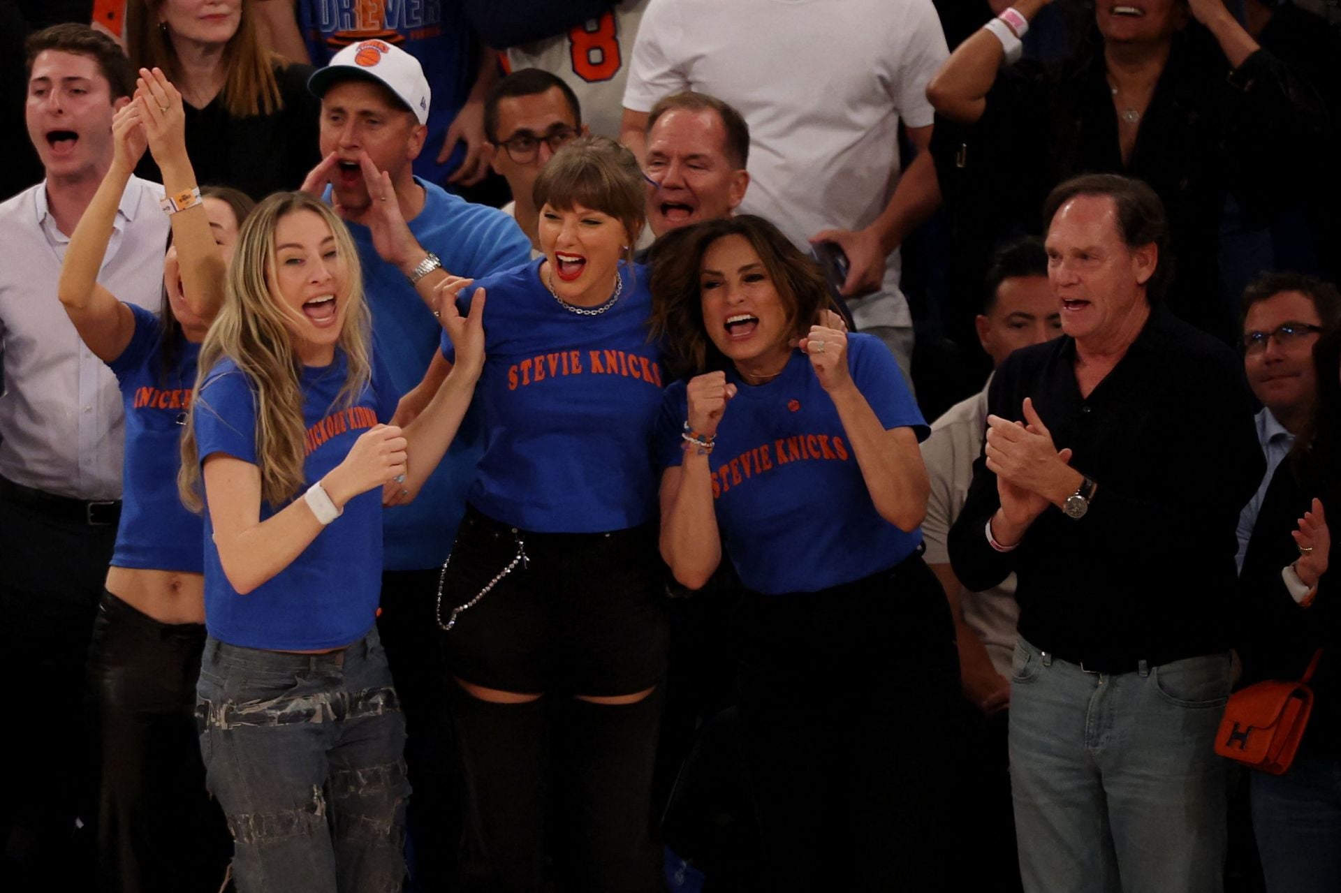 Top 10 Celebrities Who Are Die-Hard Knicks Fans