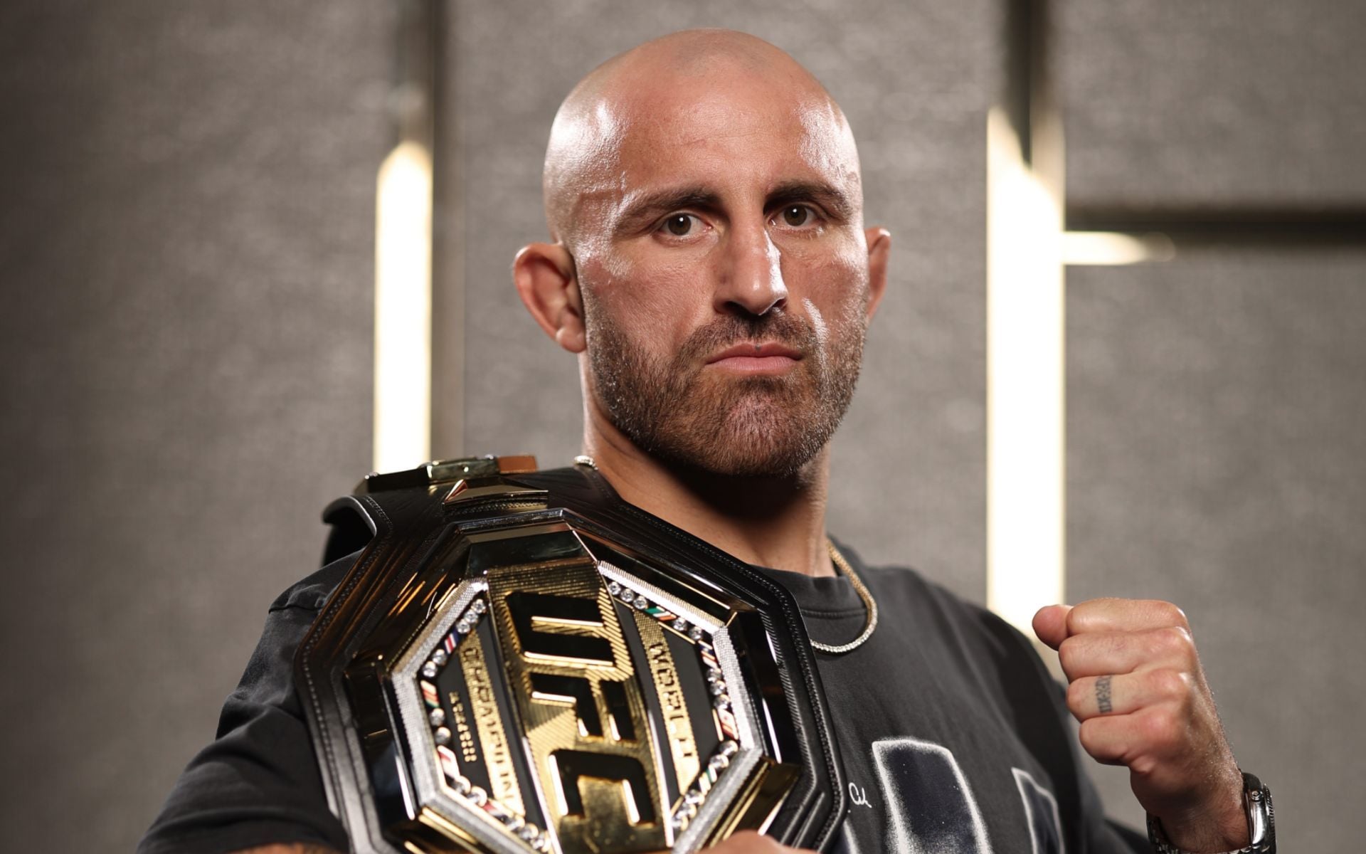 "They had to hold him down" - Mauricio Ruffy makes major claim about Alexander Volkanovski after training with him for UFC 331