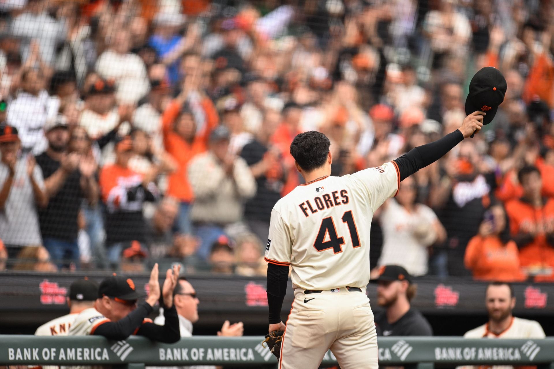 PICTURE: Wilmer Flores' pregnant wife Ivonelis dons polka-dot bikini, shares outdoor selfie