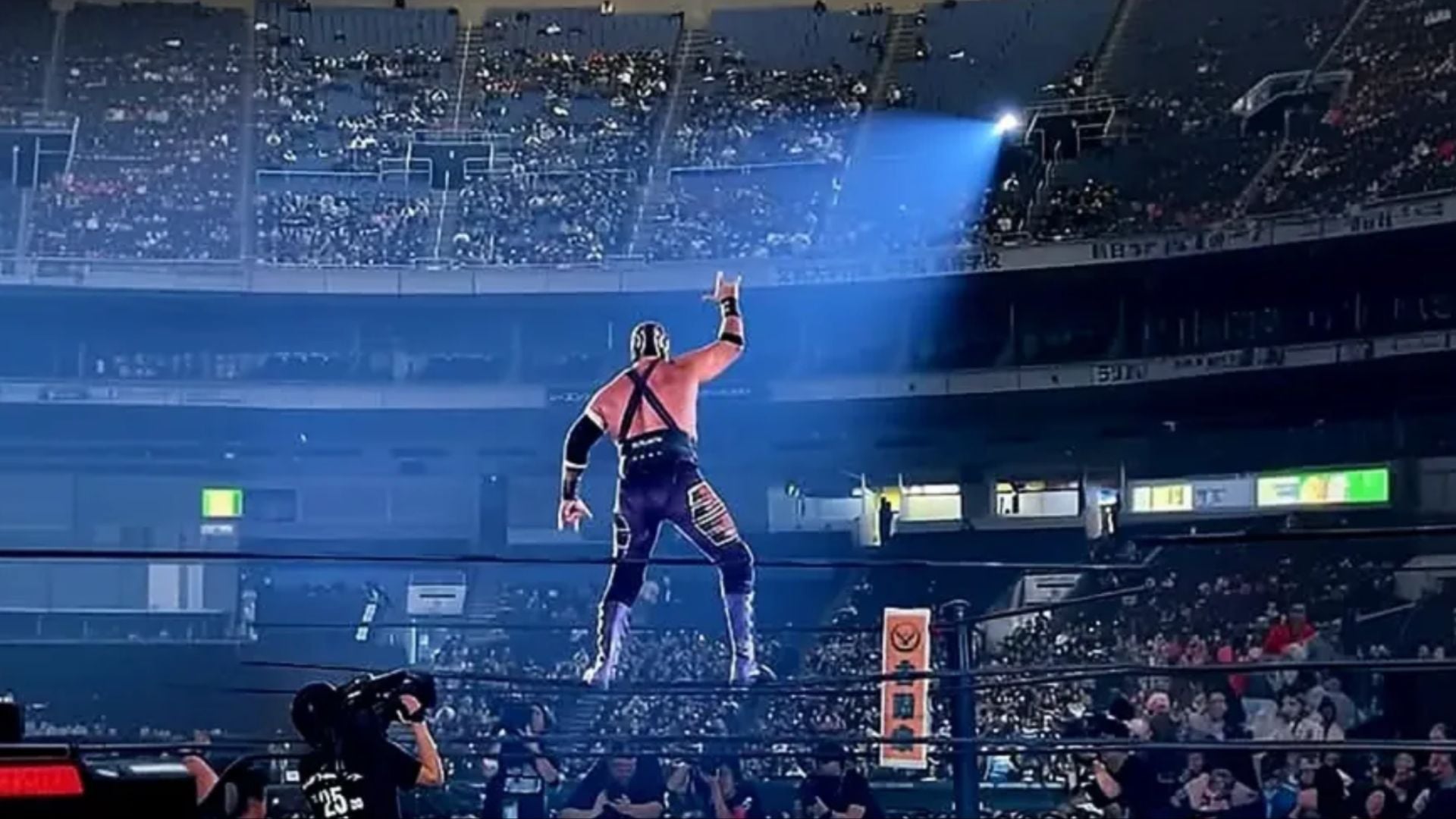 CMLL makes massive change for AEW star; Don Callis Family member rewarded