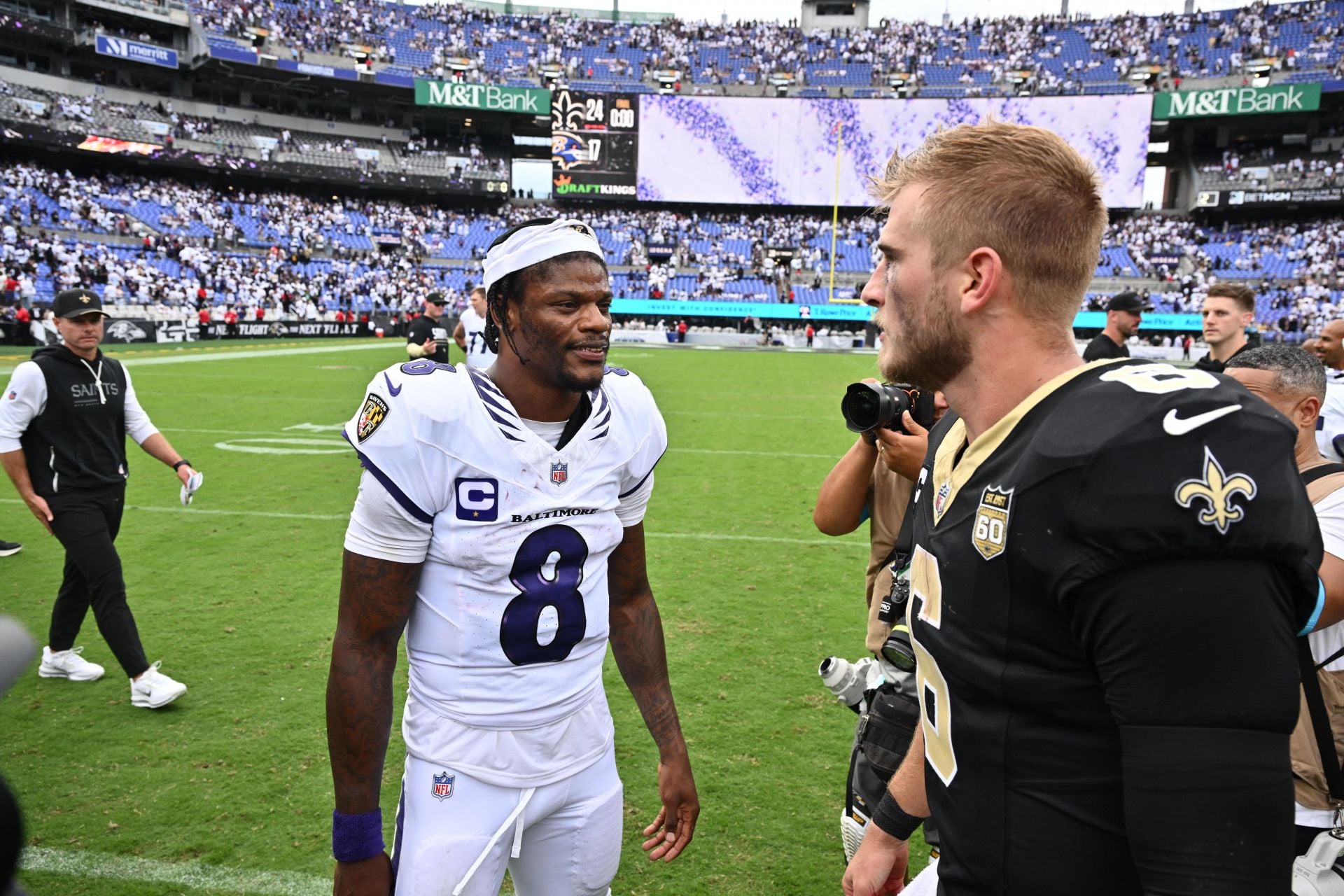 "Most overrated QB," "Choke artist": NFL fans rip Lamar Jackson for throwing game-costing interception as Ravens lose to Saints