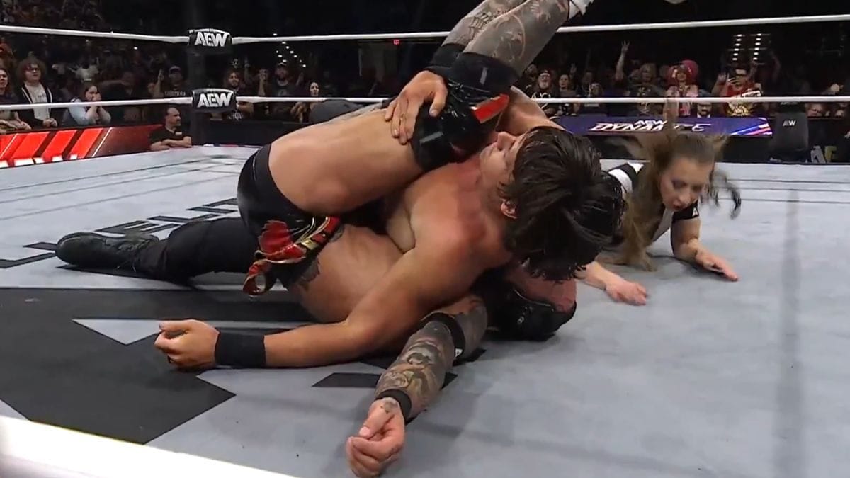 BREAKING: WWE Hall of Famer's son makes AEW In-ring debut; secures big win