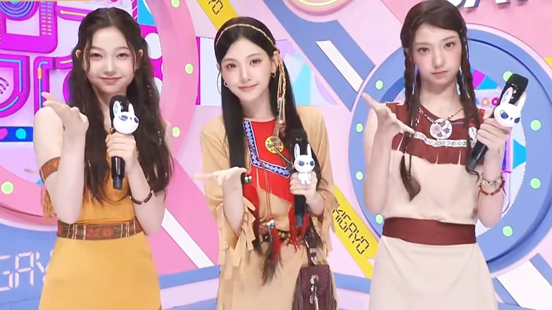 "Not even a month old" - Internet slams TUIDE's Seoyeon, Jia and Baby DONT Cry's Yihyun over Native American-inspired Inkigayo outfits