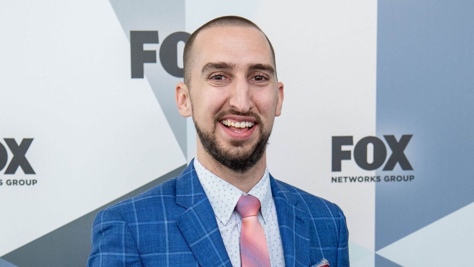 “Dude never poured a beer in his life”: NFL fans troll Nick Wright over “worst beer pour” on live TV while mocking Pat McAfee