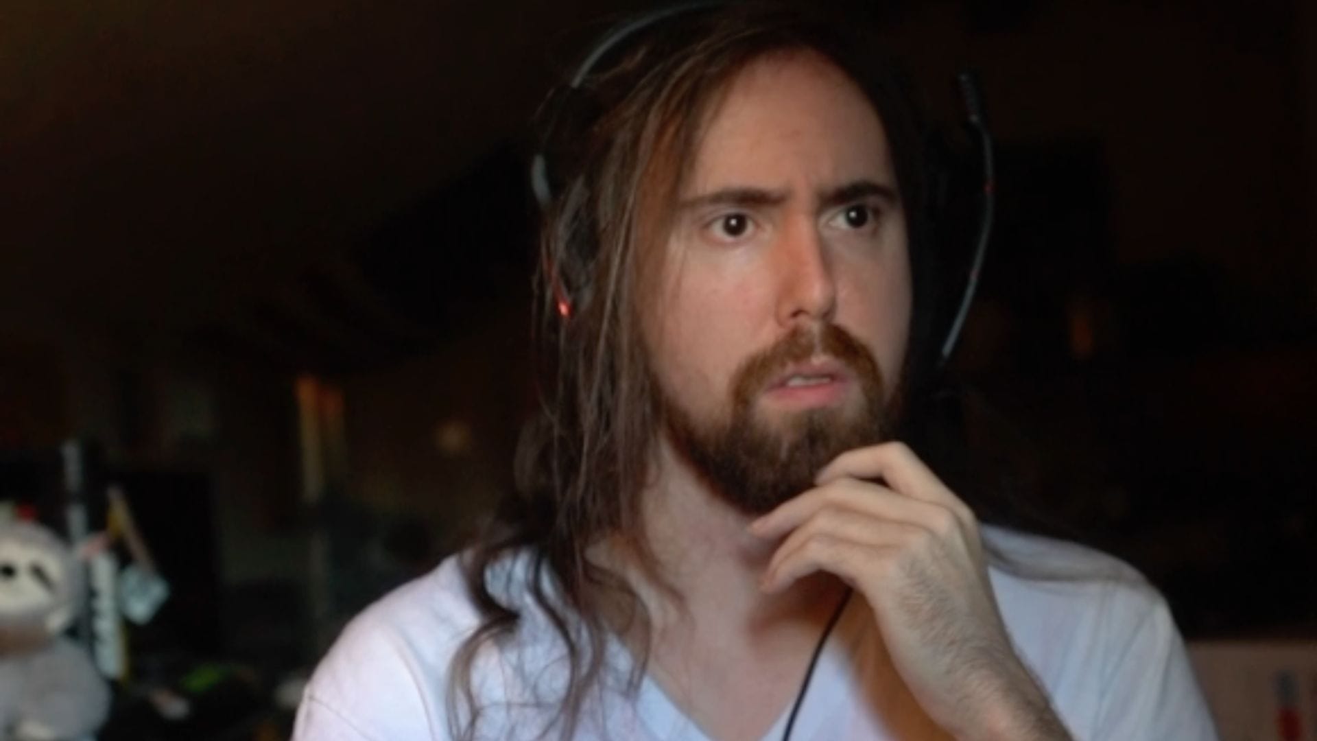 "It is stealing": Asmongold says using ad block is "undeniably an unethical behavior"