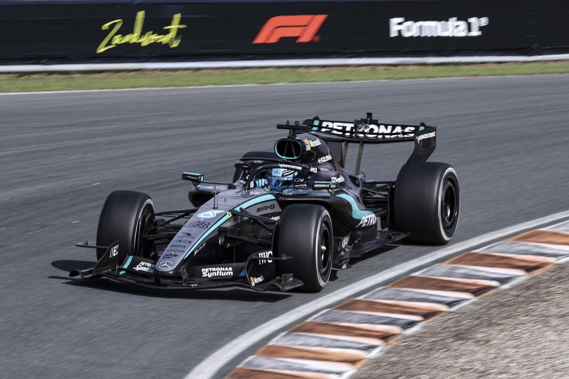 Mercedes opts not to bring an upgraded power unit to the F1 Italian GP: Reports