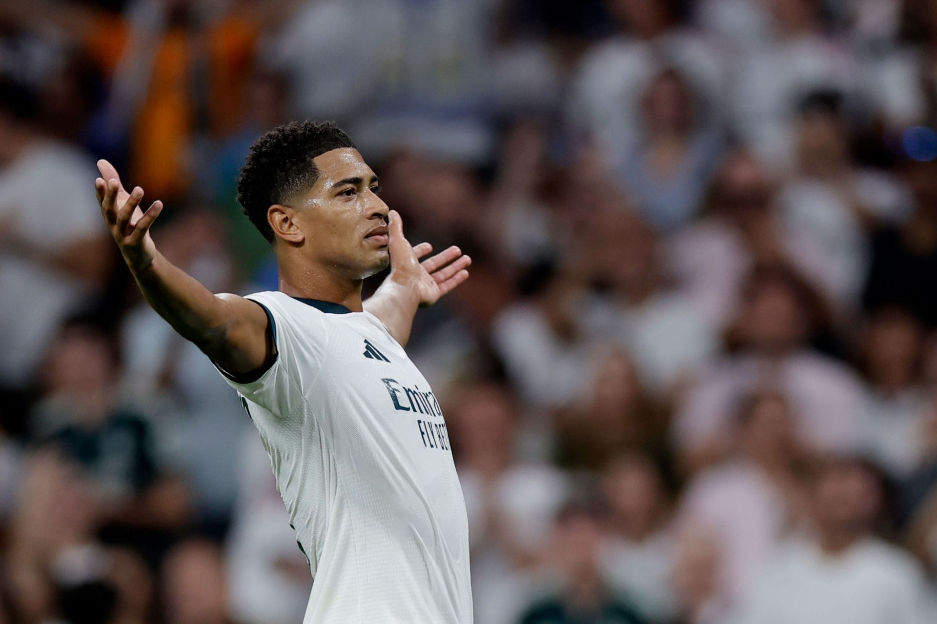 “He eats like 3 people” - Jude Bellingham names hungriest player at Real Madrid