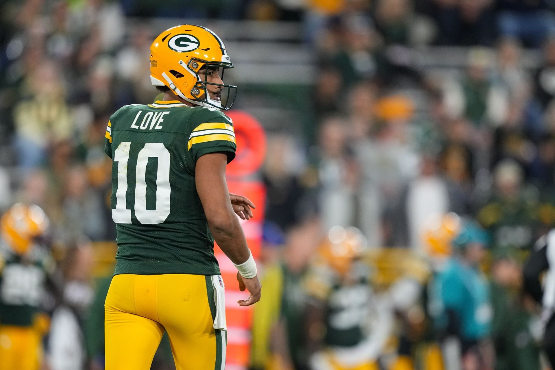 "You look pathetic”: Skip Bayless doesn't mince words about Jordan Love-led Packers going 1-2 after playing "the worst teams in pro football"
