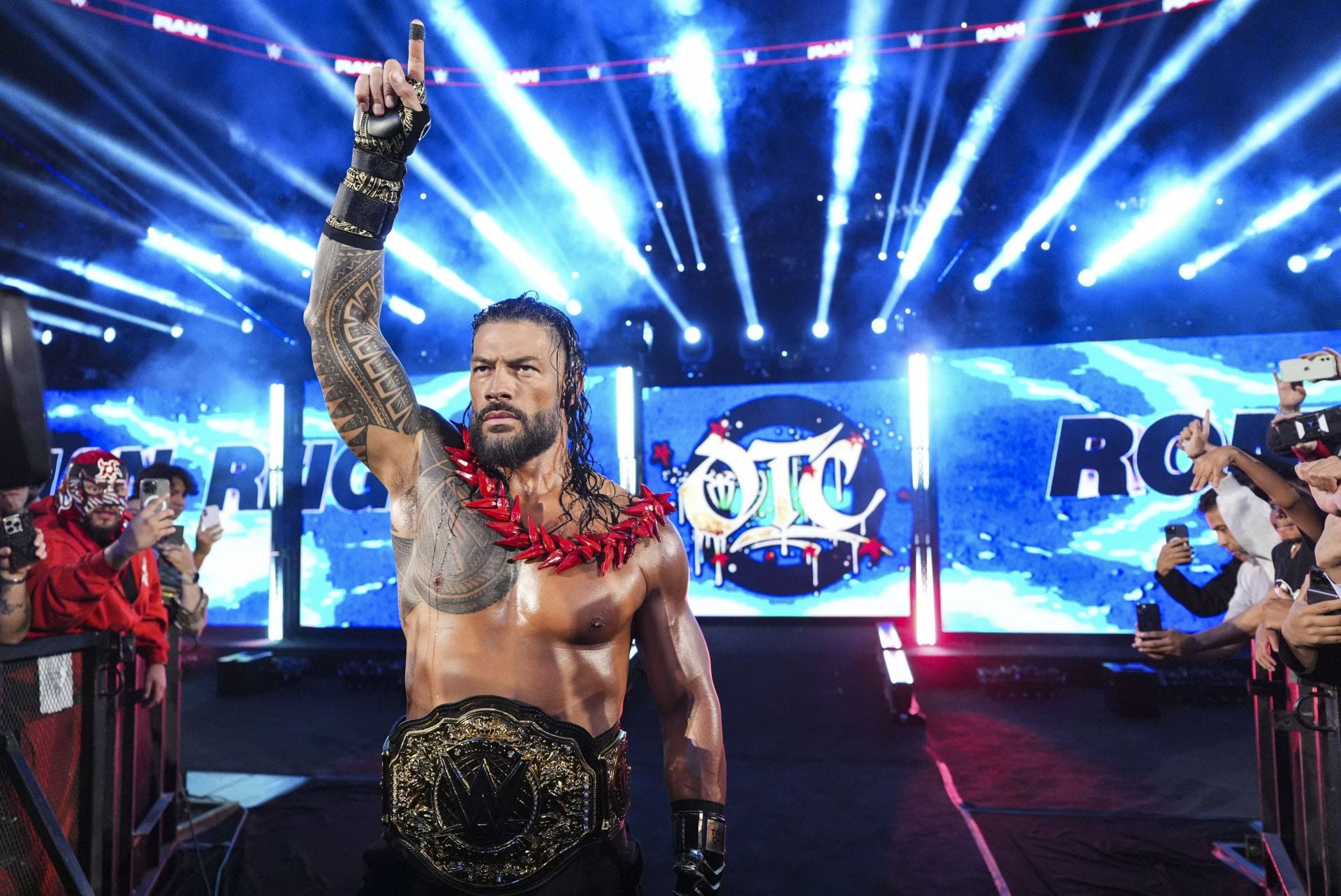 Congratulations to WWE World Heavyweight Champion Roman Reigns!