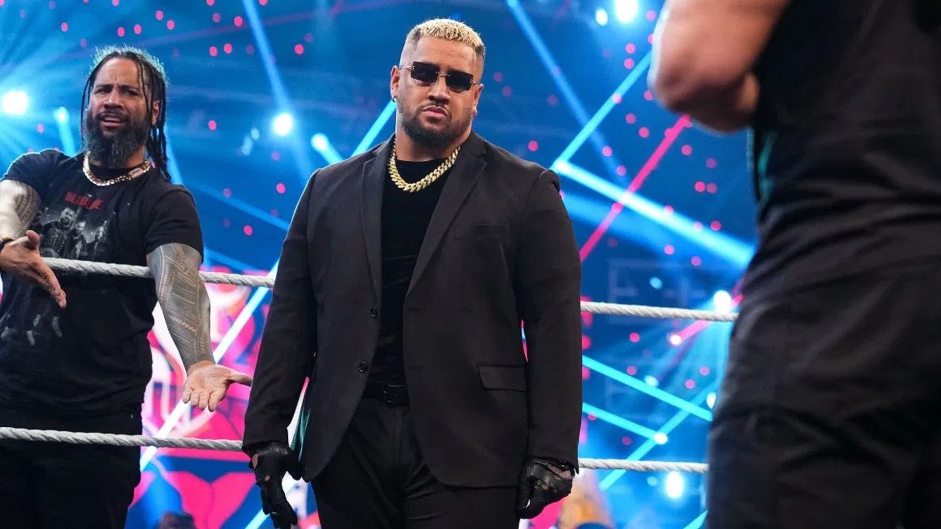 3 Clear WWE signs Solo Sikoa will get back with The Bloodline