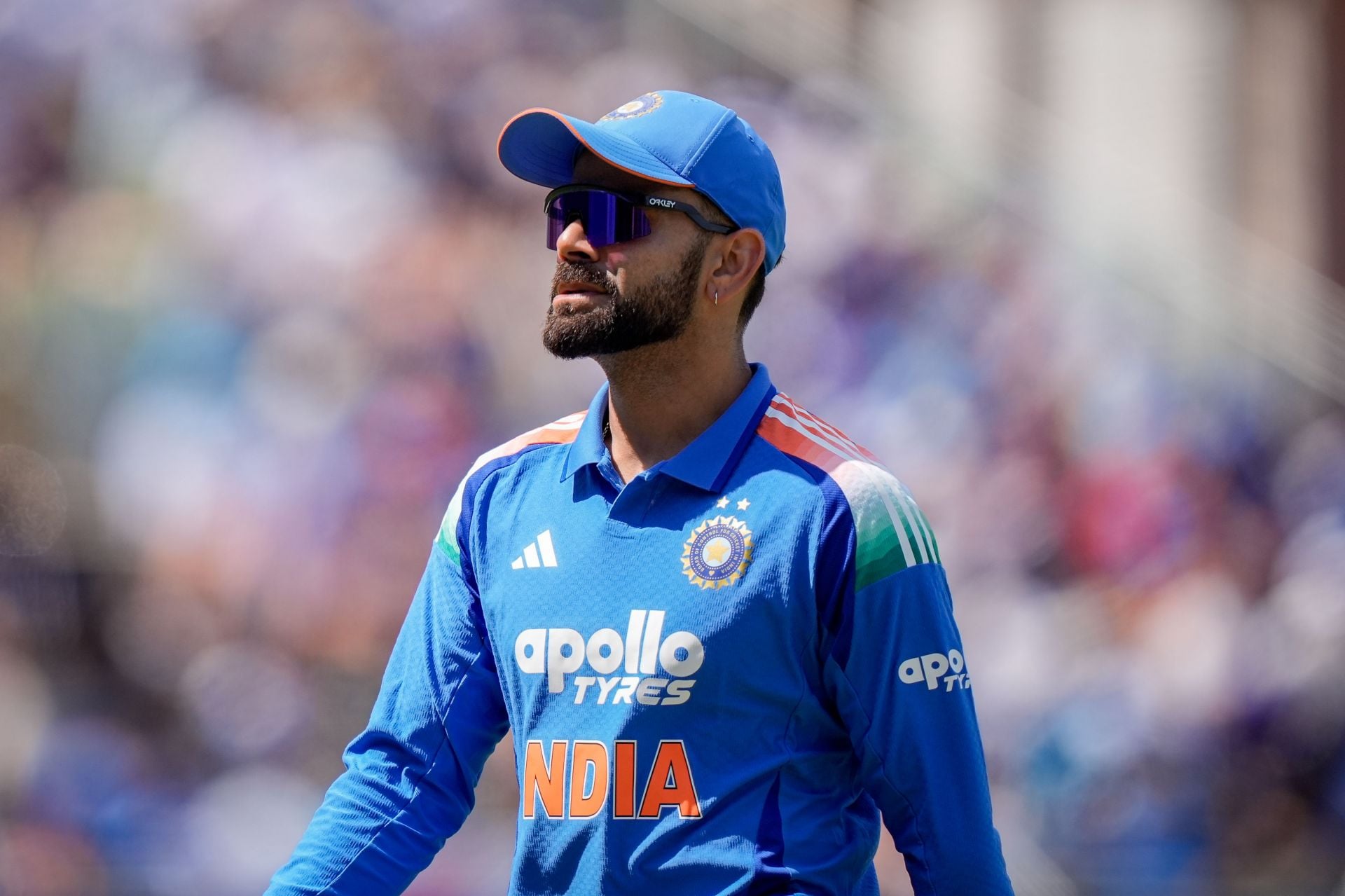 Virat Kohli felicitated by Maharashtra Deputy CM in London ahead of AFG vs IND 2026 series [Watch]