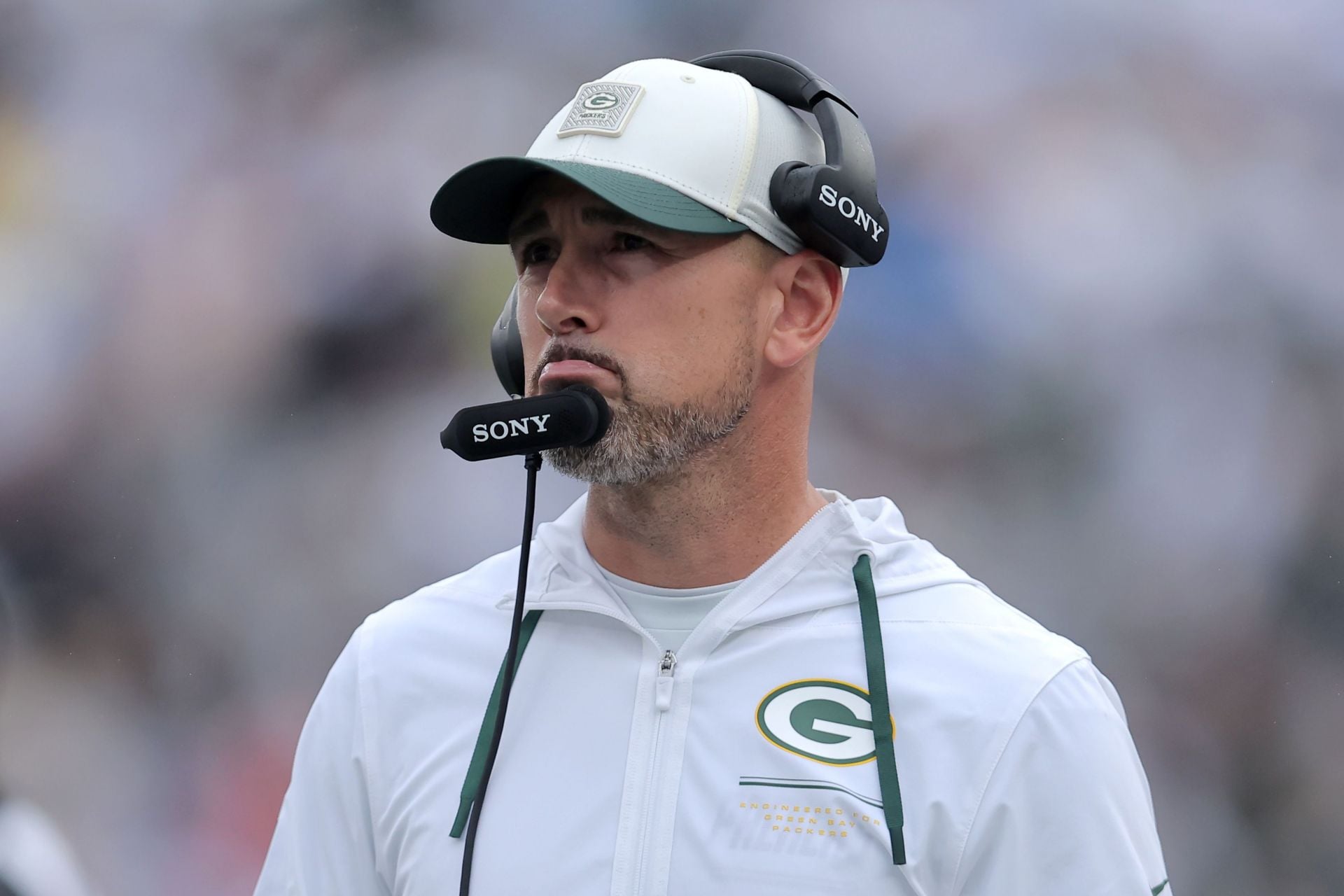 "Absolutely disgusting," "Packers are embarrassing": NFL fans want "brain-dead" Matt LaFleur fired after humiliating 35-14 loss to Falcons