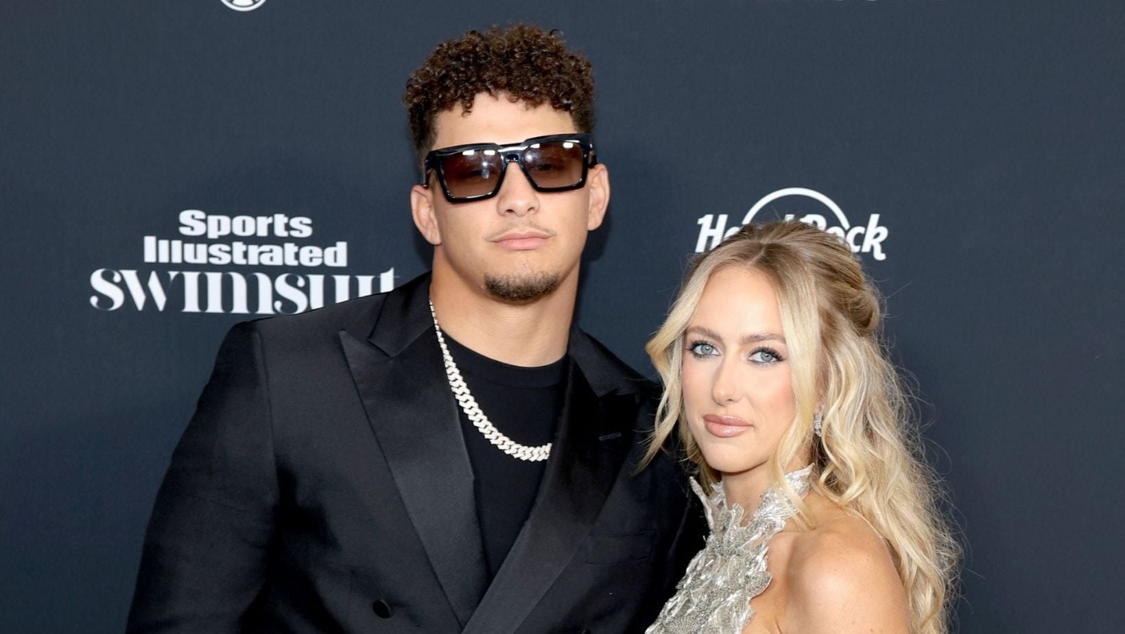 PICS: Brittany Mahomes captures Patrick Mahomes enjoying dad time after Chiefs’ 3rd straight win