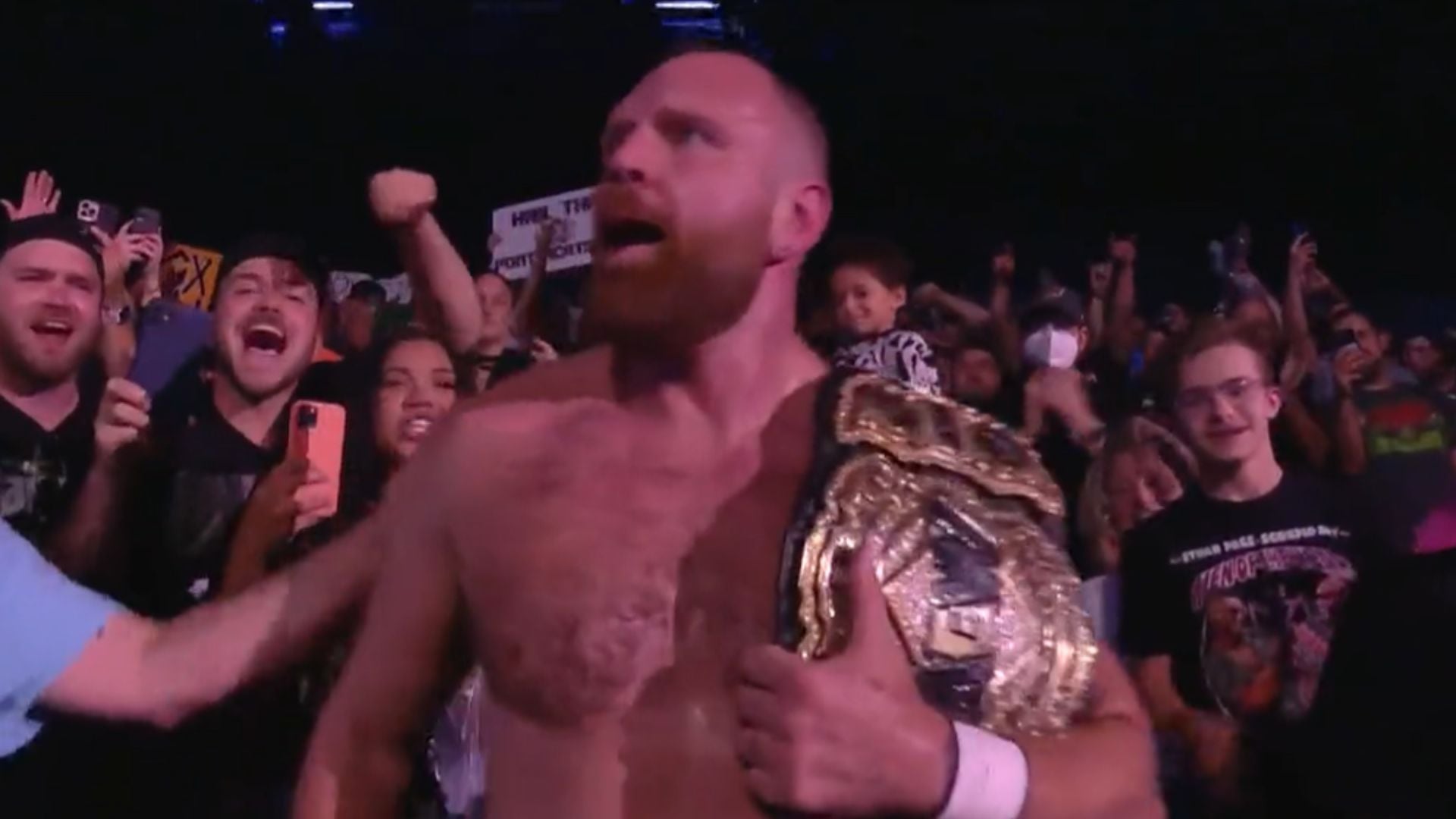 Jon Moxley as the AEW Men's World Champion (Image via X @AEW)